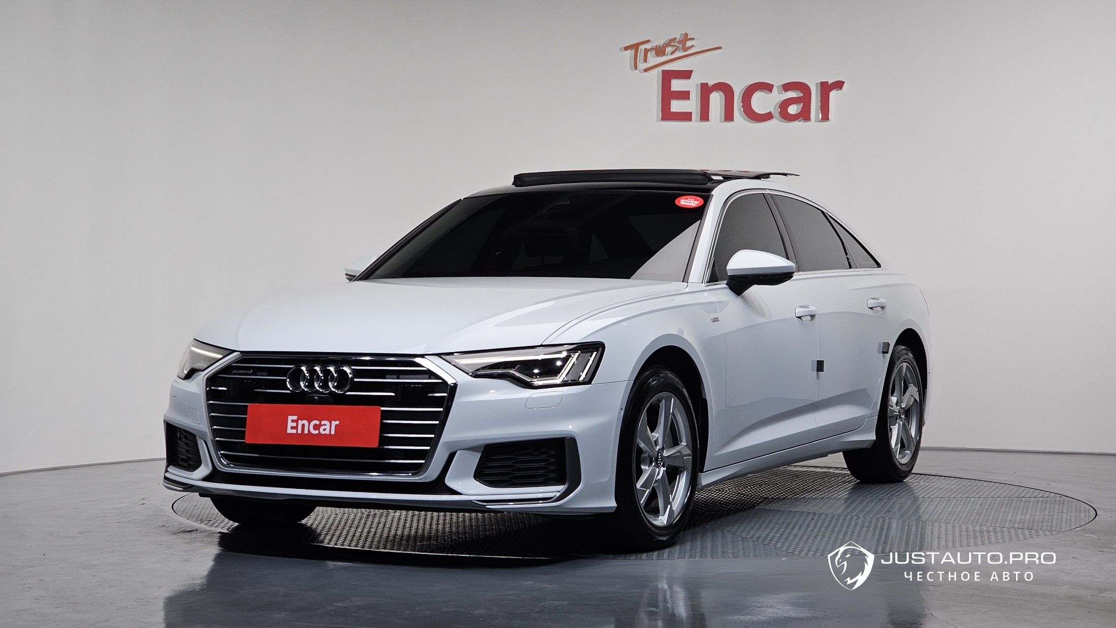 Автомобиль Audi A6