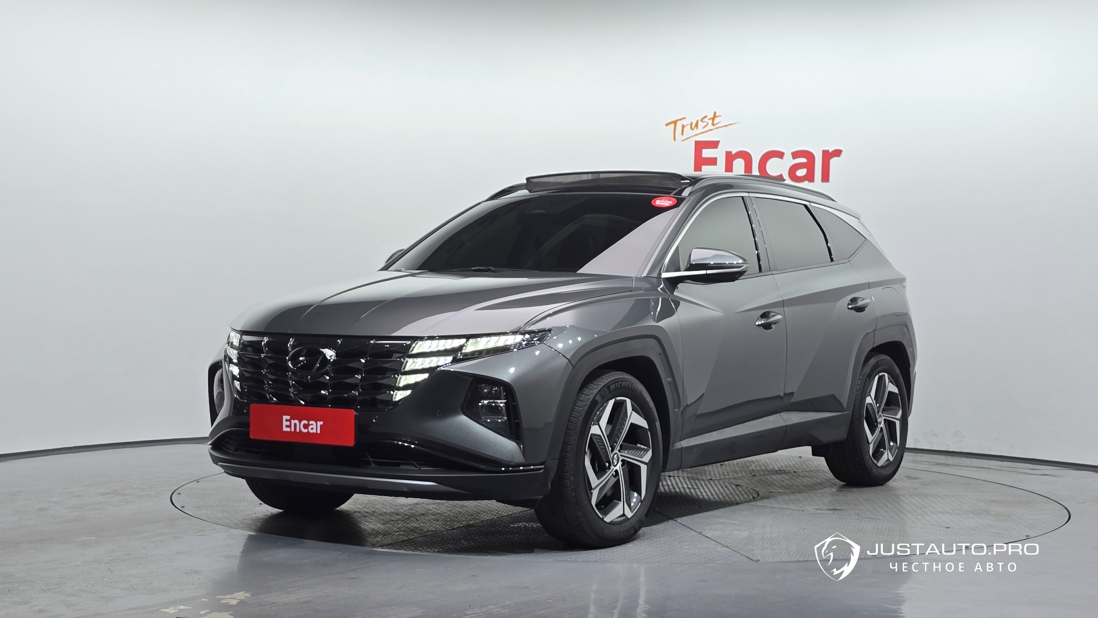 Автомобиль Hyundai Tucson