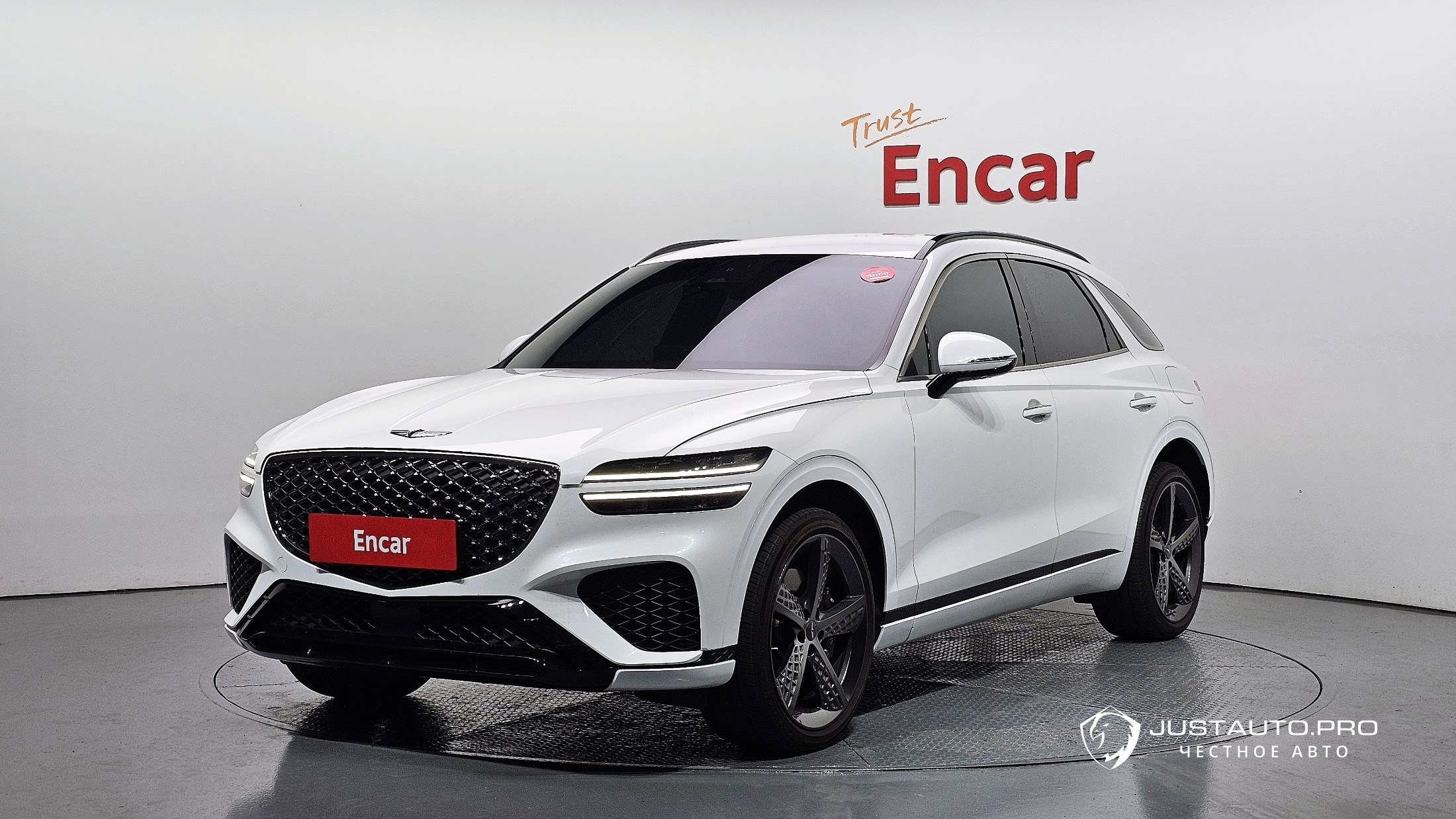 Автомобиль Genesis GV70