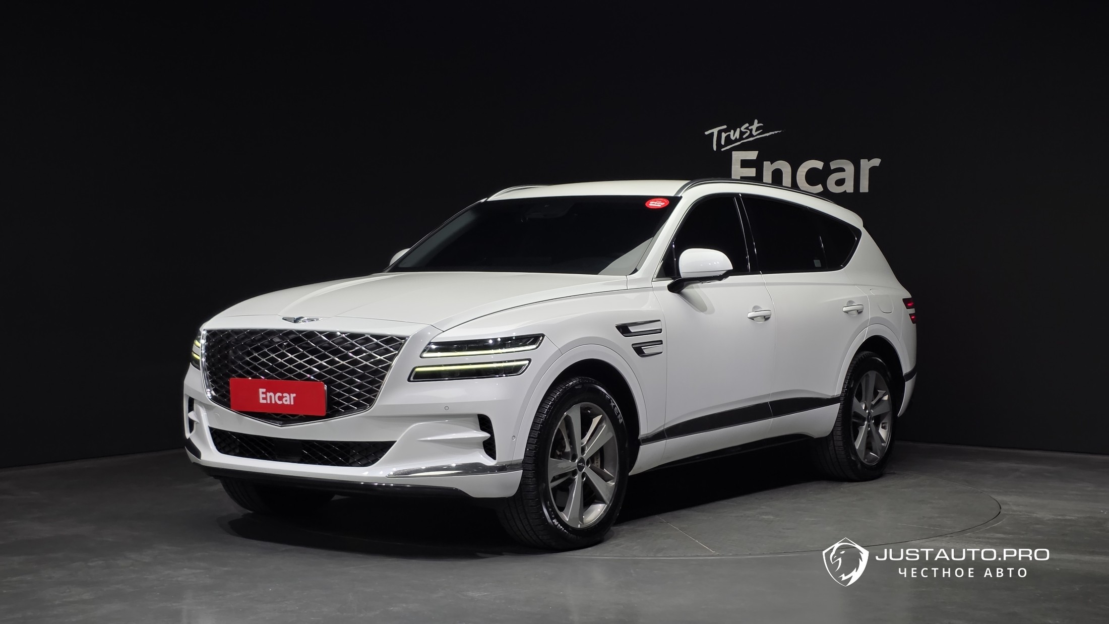 Автомобиль Genesis GV80