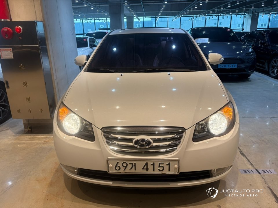 Автомобиль Hyundai AVANTE