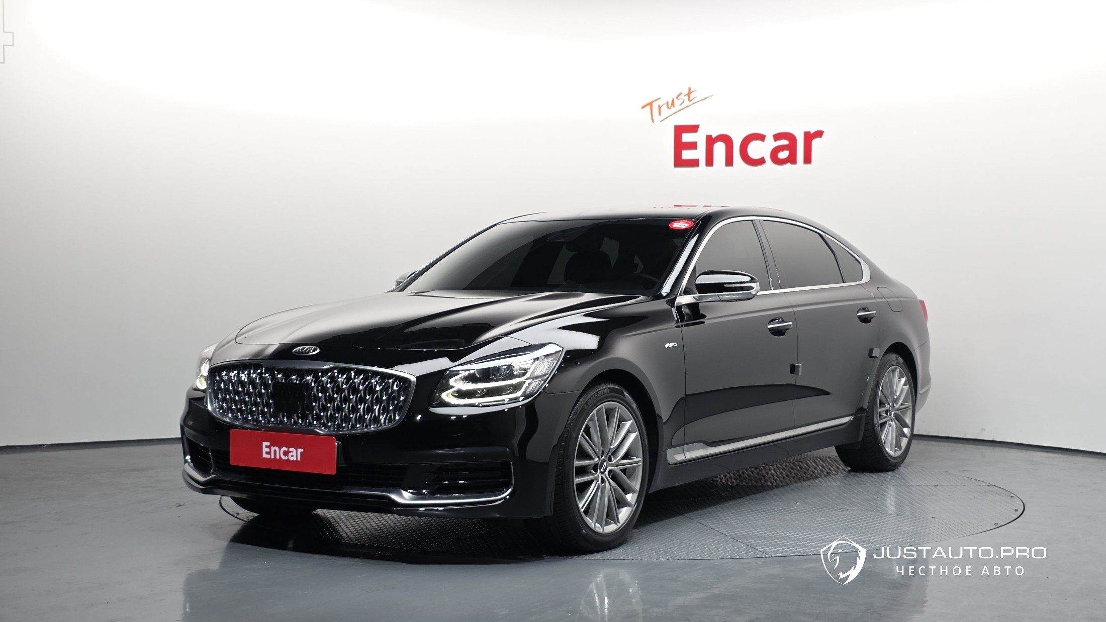 Автомобиль Kia K9