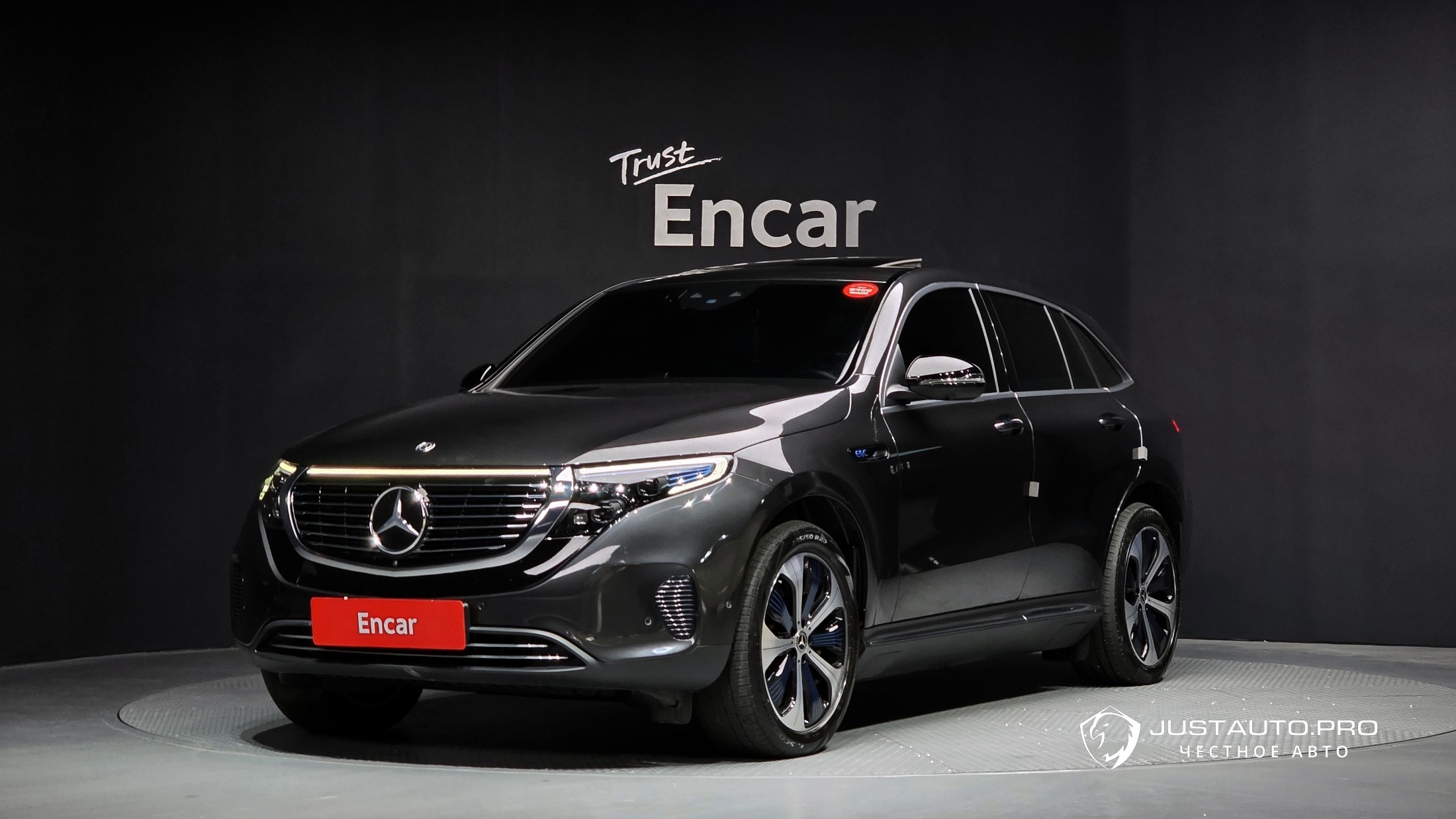 Автомобиль Mercedes-Benz EQC
