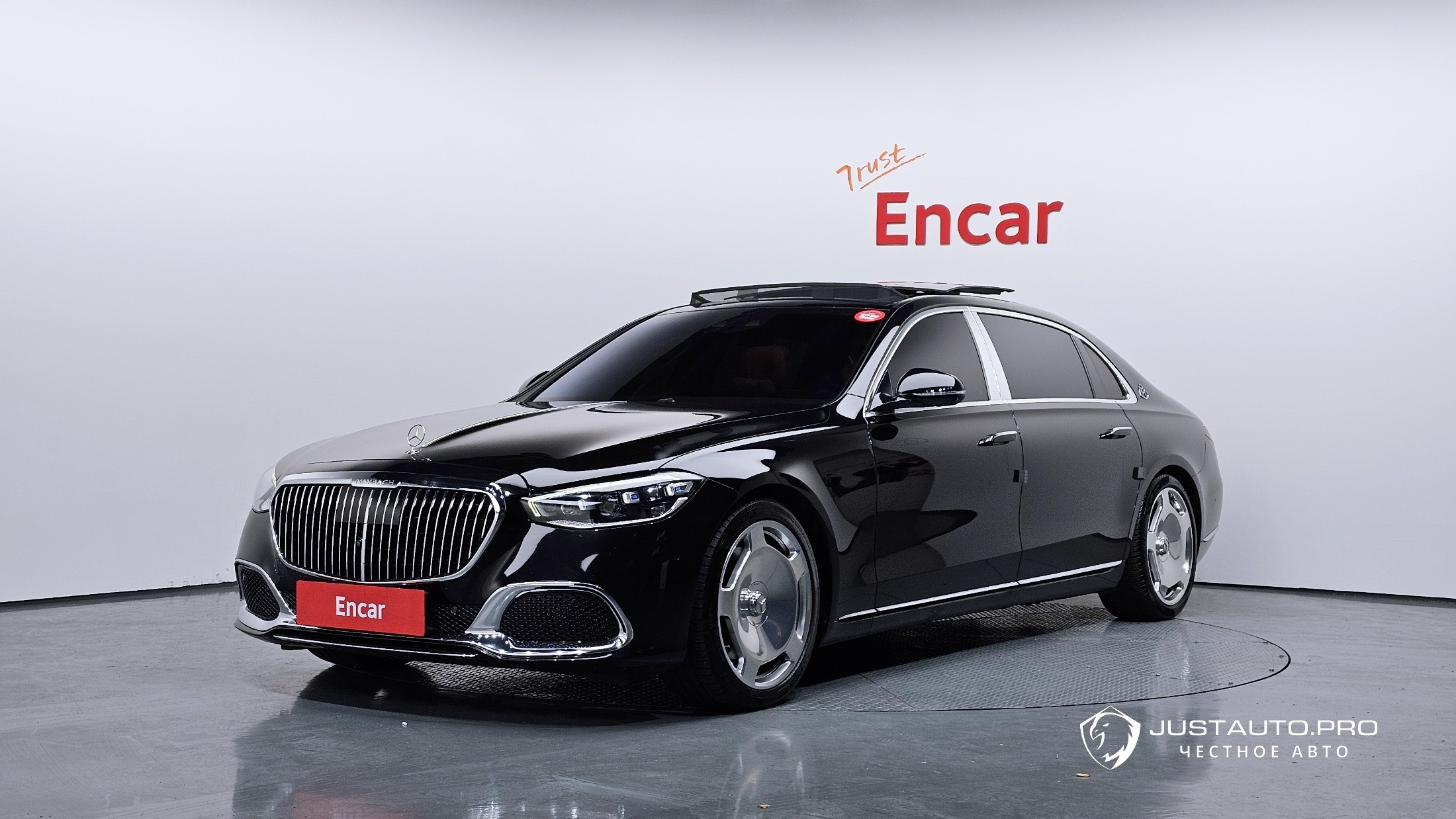 Автомобиль Mercedes-Benz S-Class