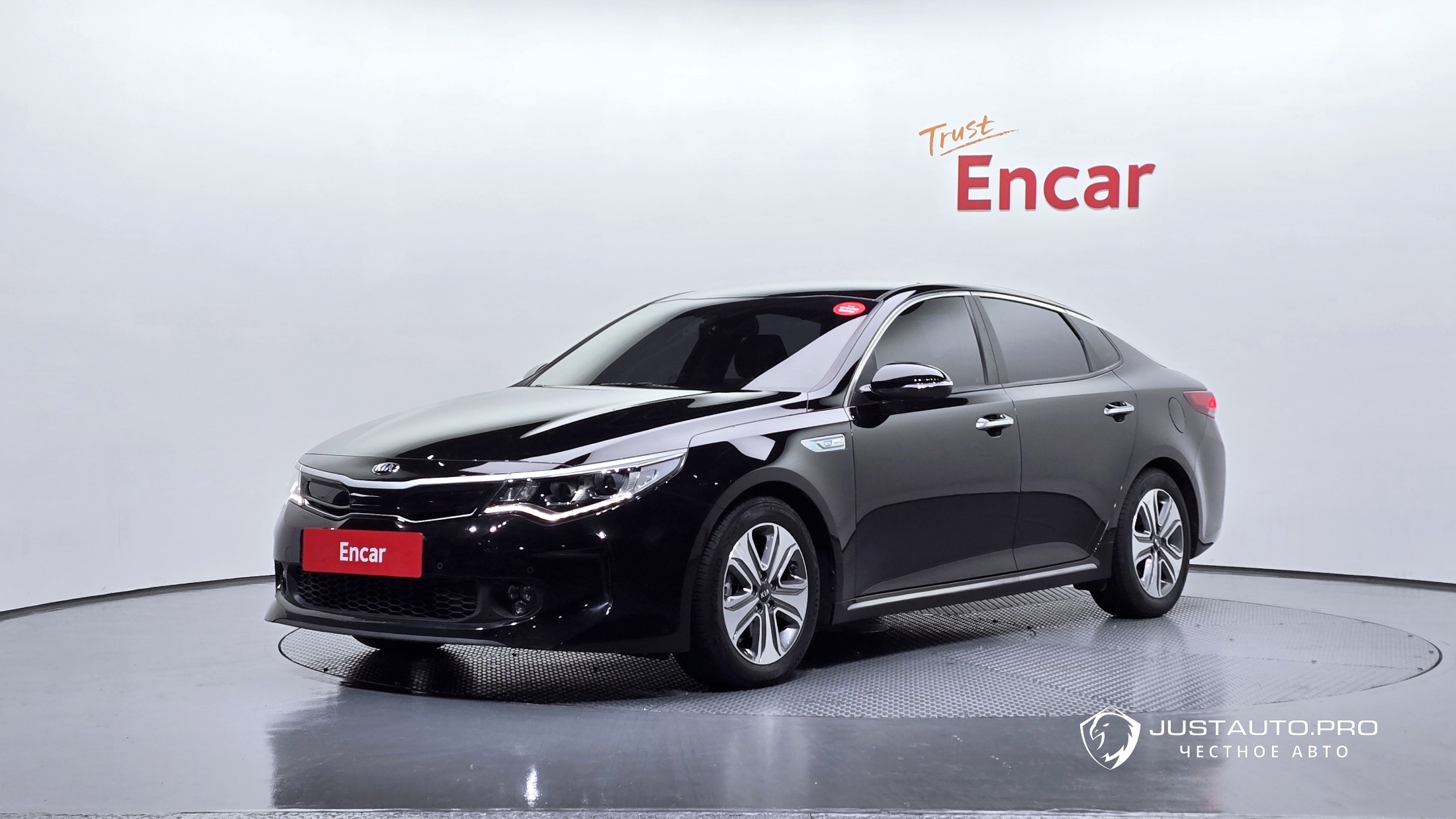 Автомобиль Kia K5