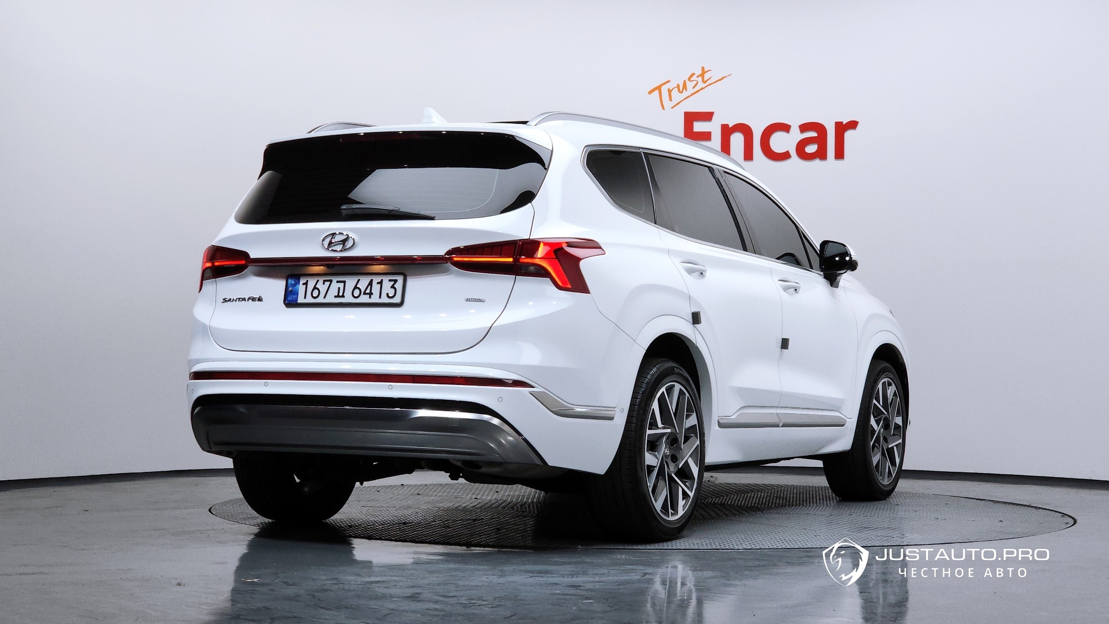 Автомобиль Hyundai Santafe