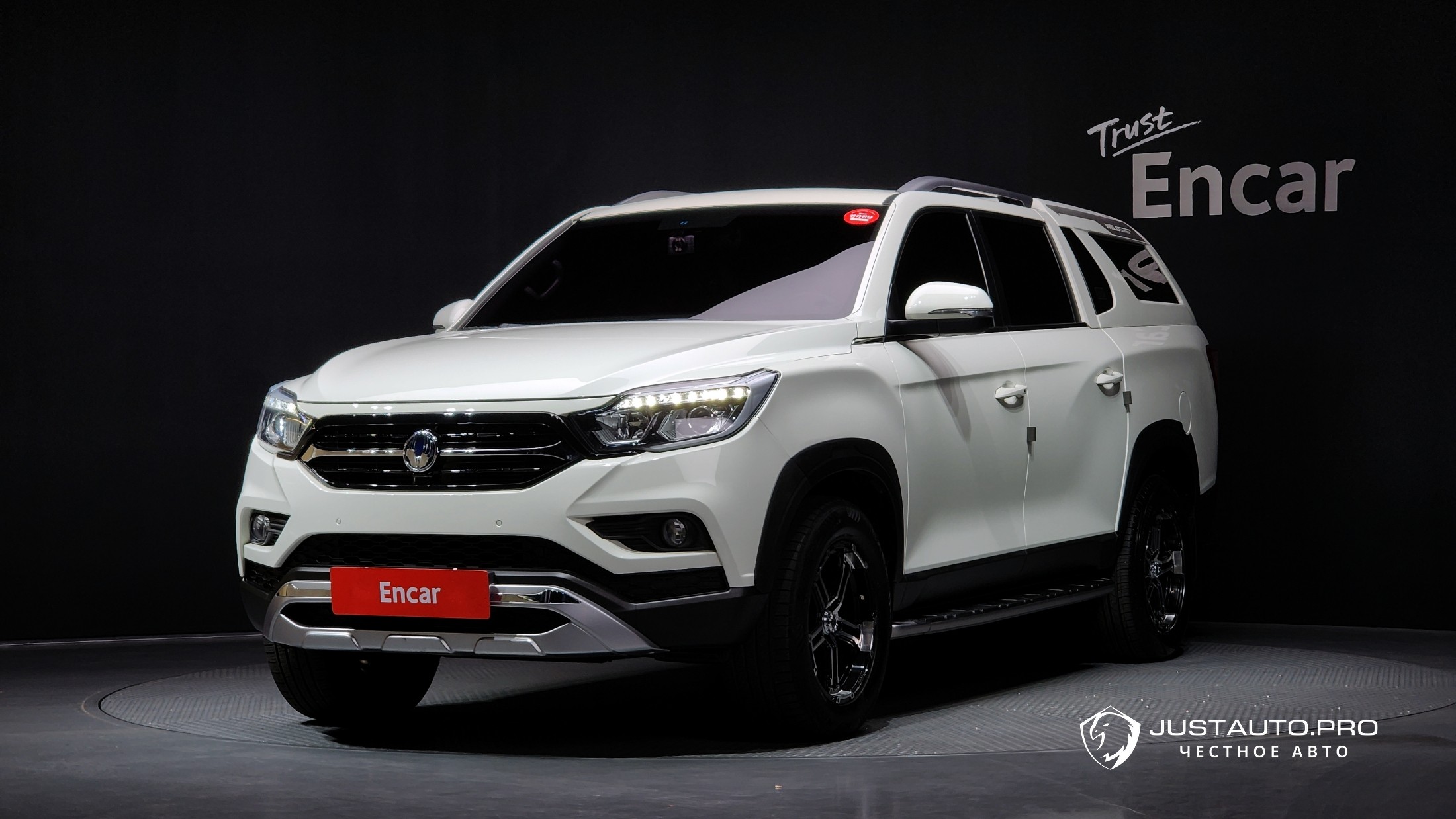 Автомобиль KG_Mobility_Ssangyong Rexton
