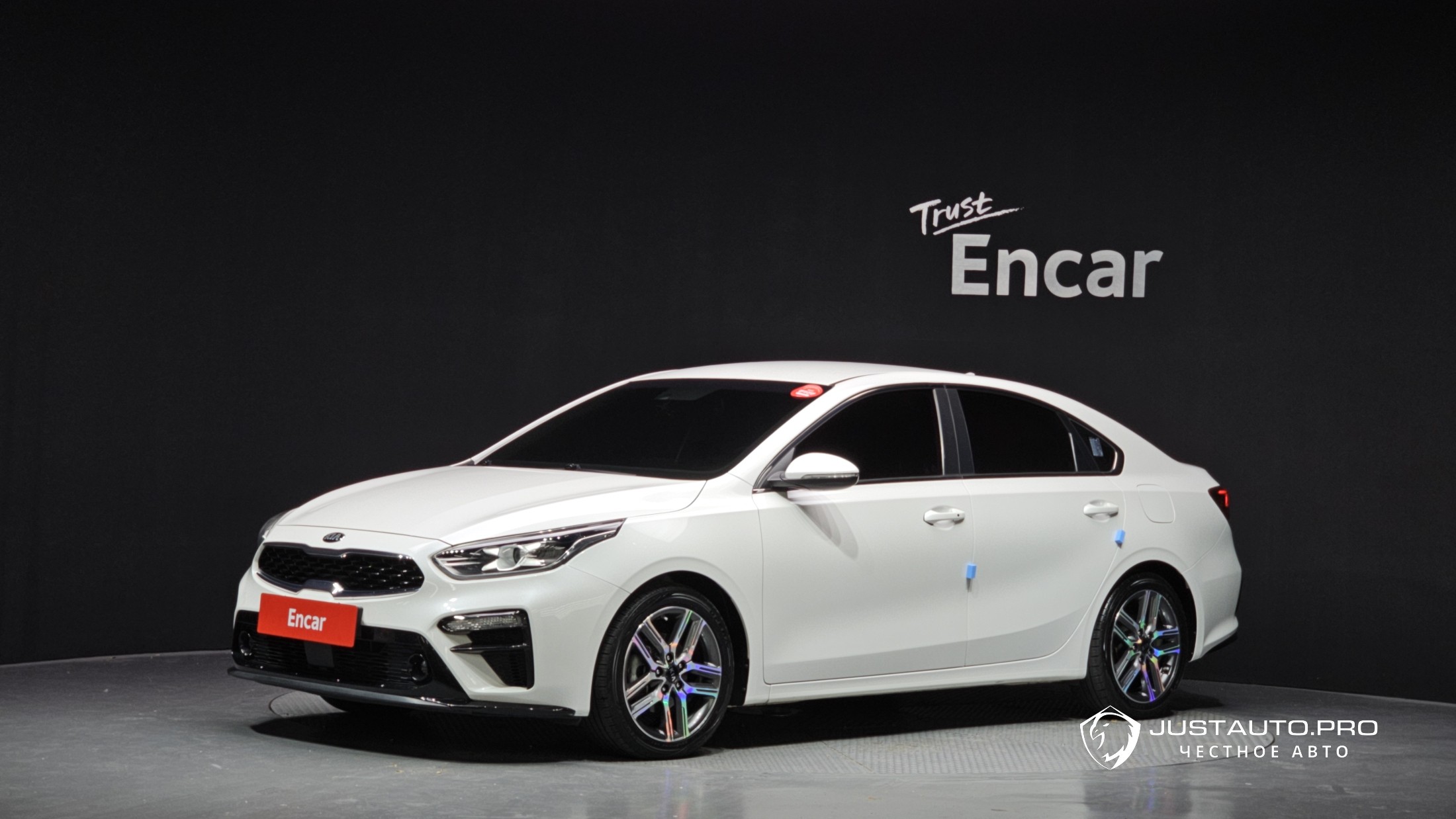 Автомобиль Kia K3