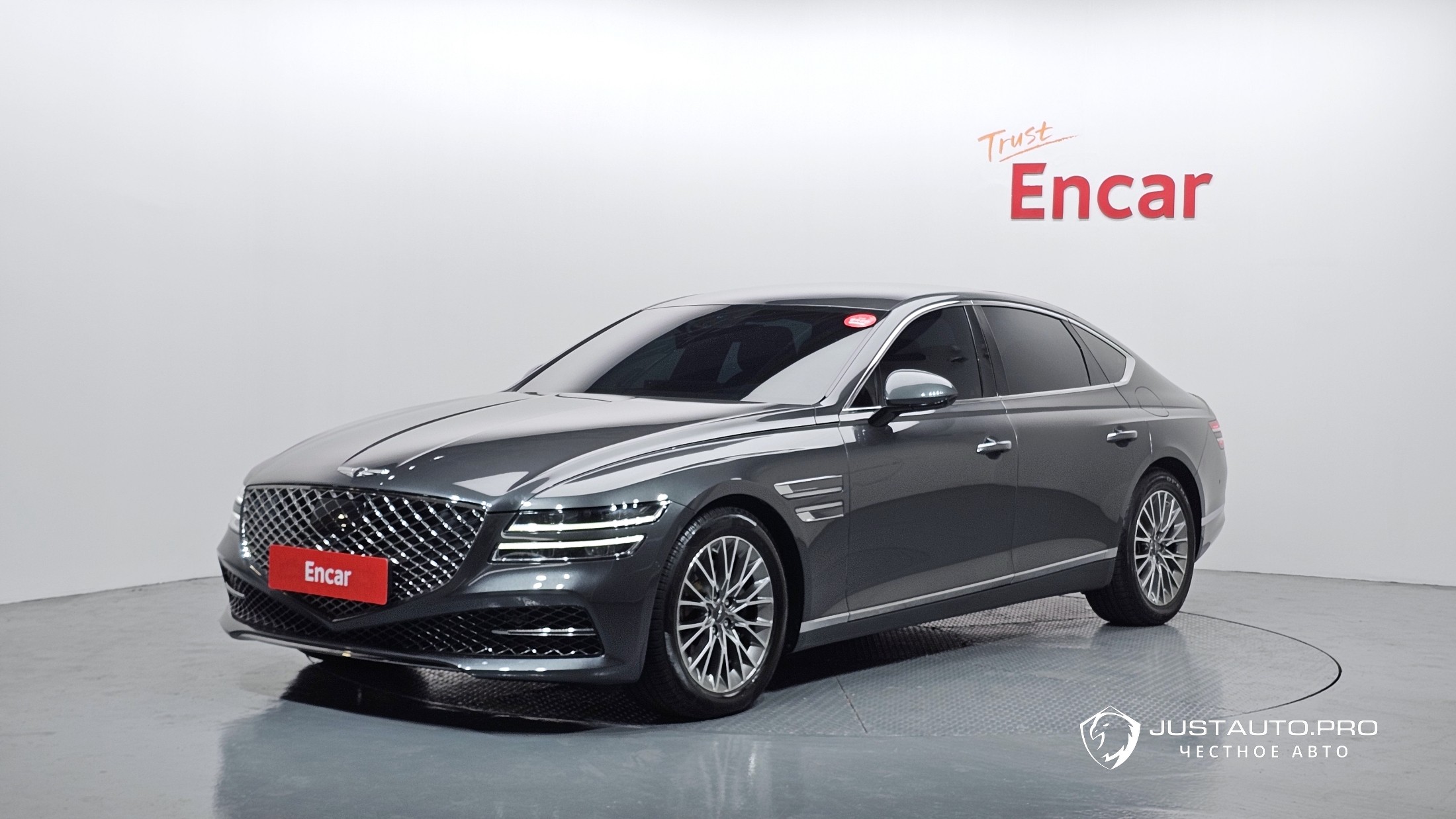 Автомобиль Genesis G80