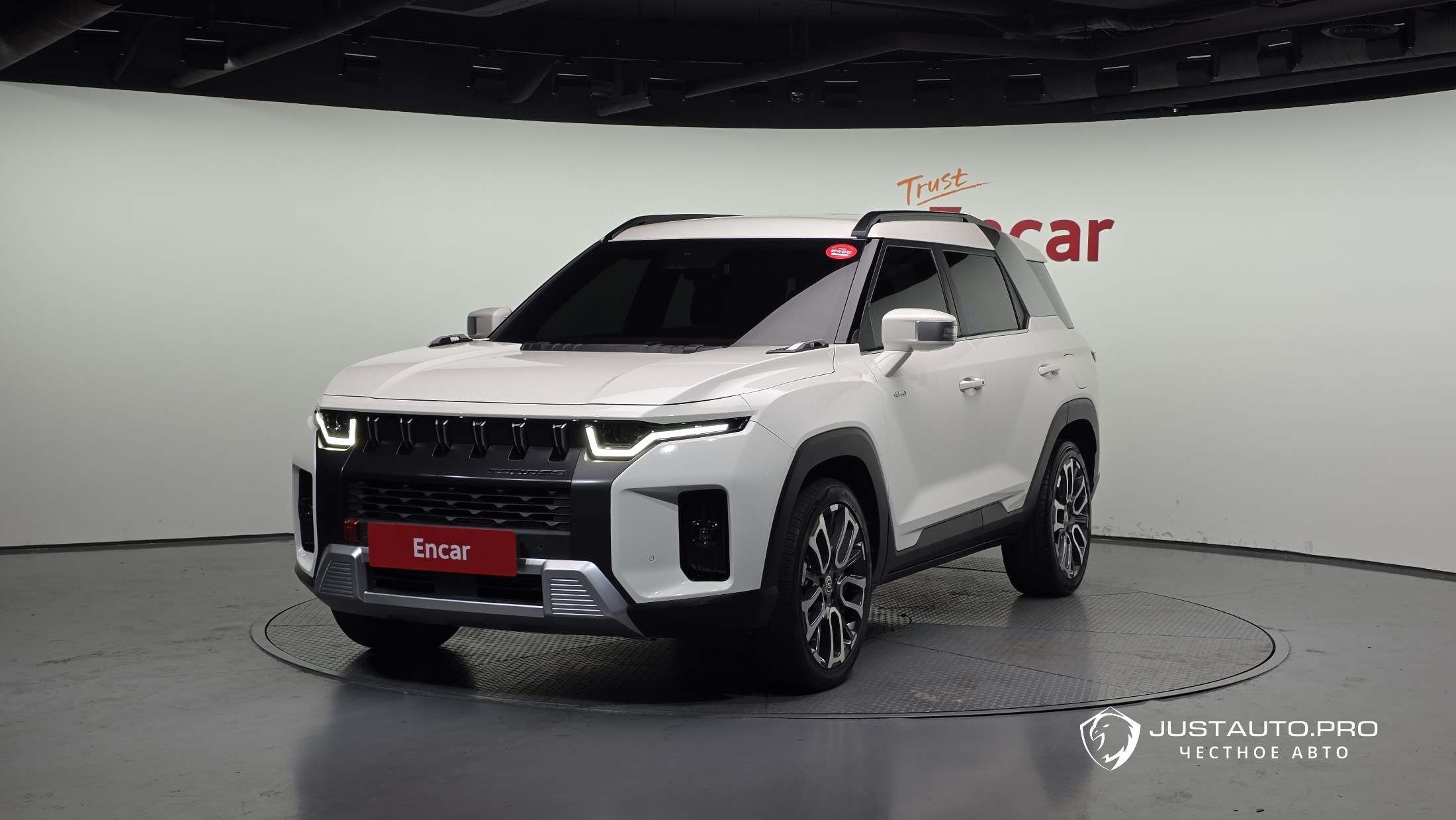 Автомобиль KG_Mobility_Ssangyong Torres