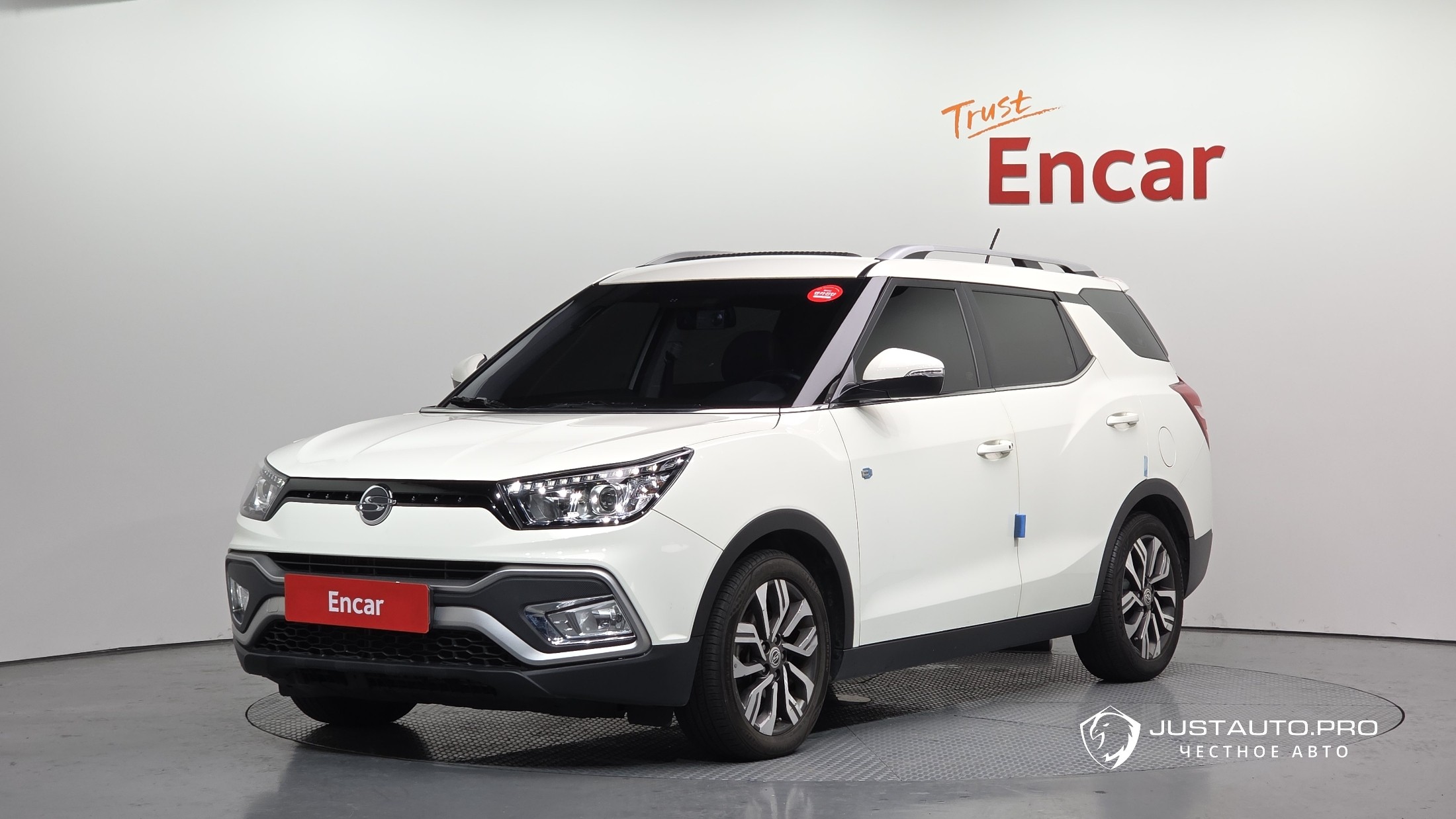 Автомобиль KG_Mobility_Ssangyong TIBOLI