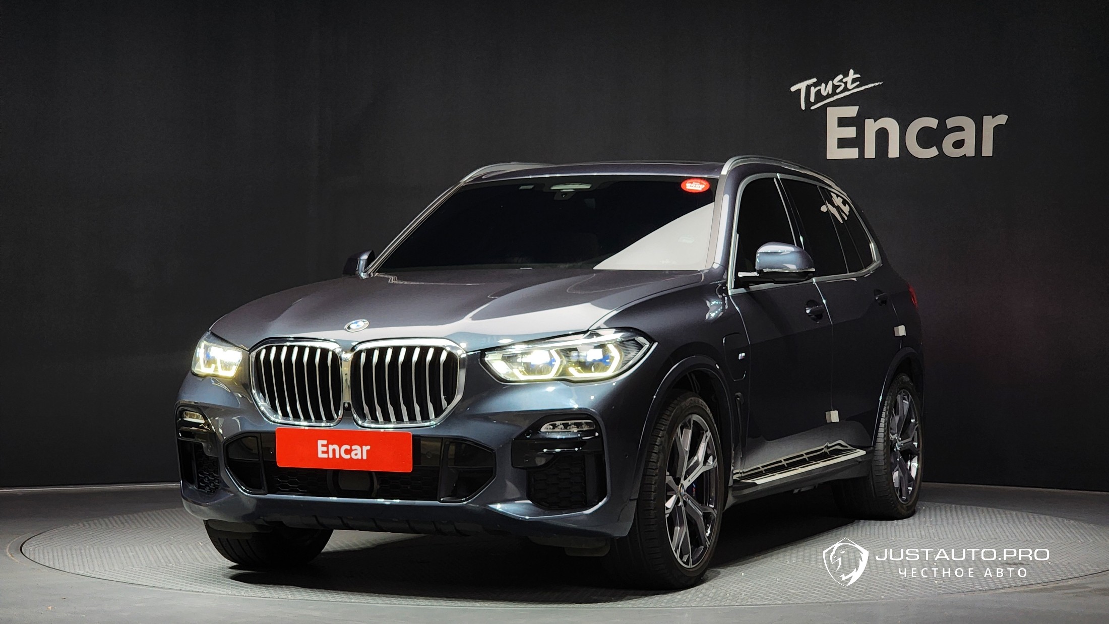Автомобиль BMW X5