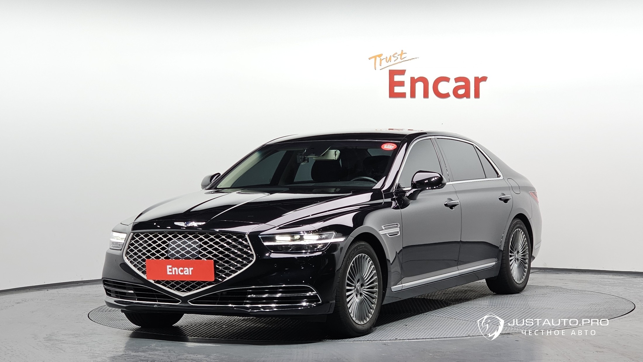 Автомобиль Genesis G90