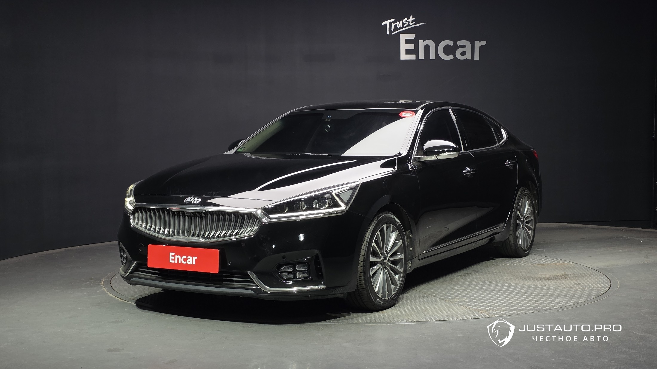 Автомобиль Kia K7