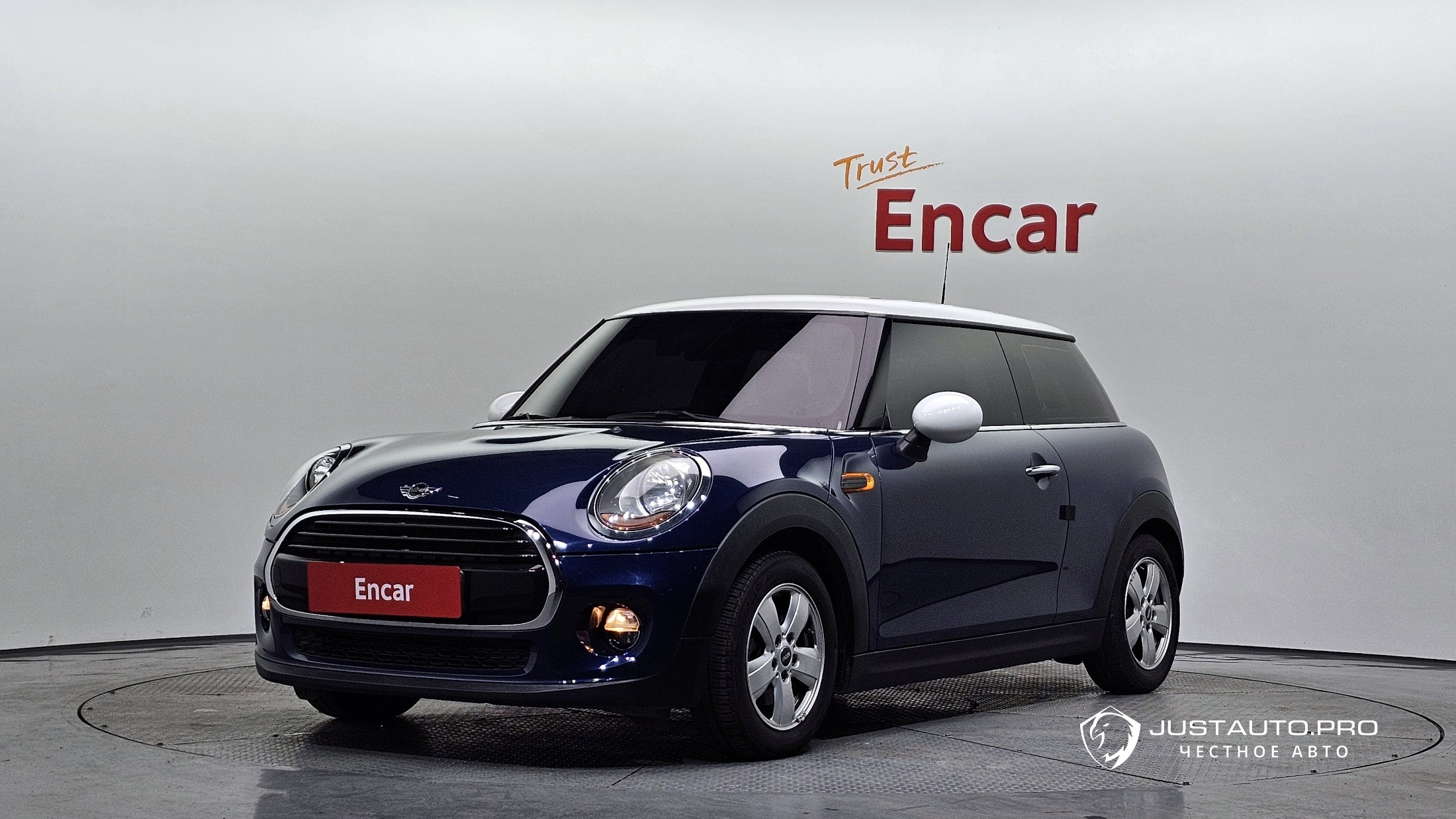 Автомобиль Mini Cooper