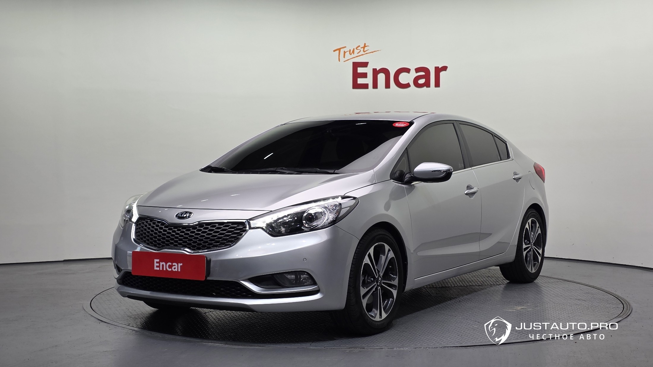 Автомобиль Kia K3