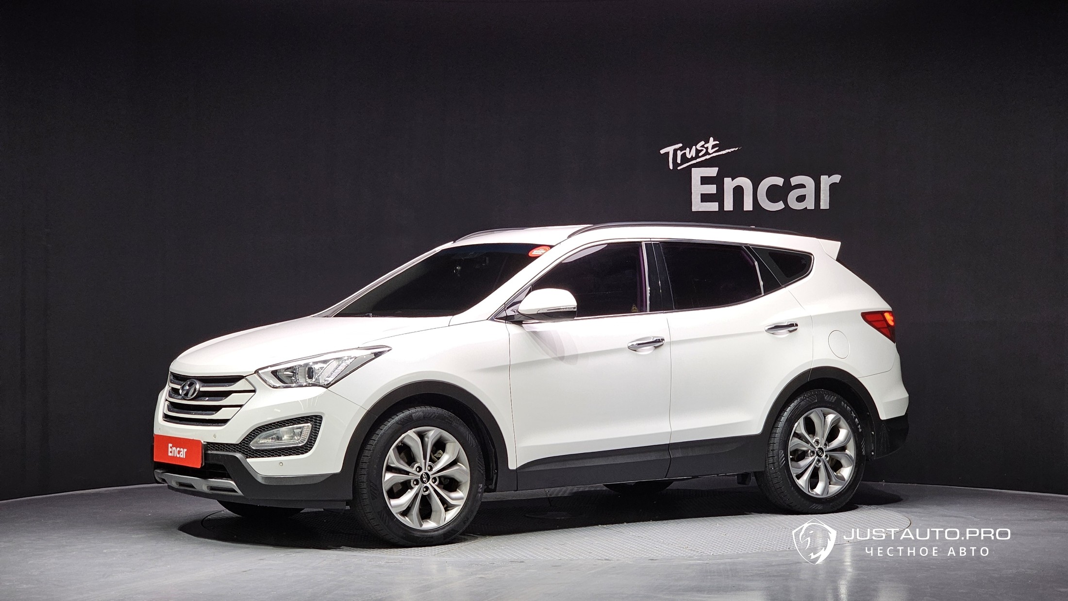 Автомобиль Hyundai Santafe