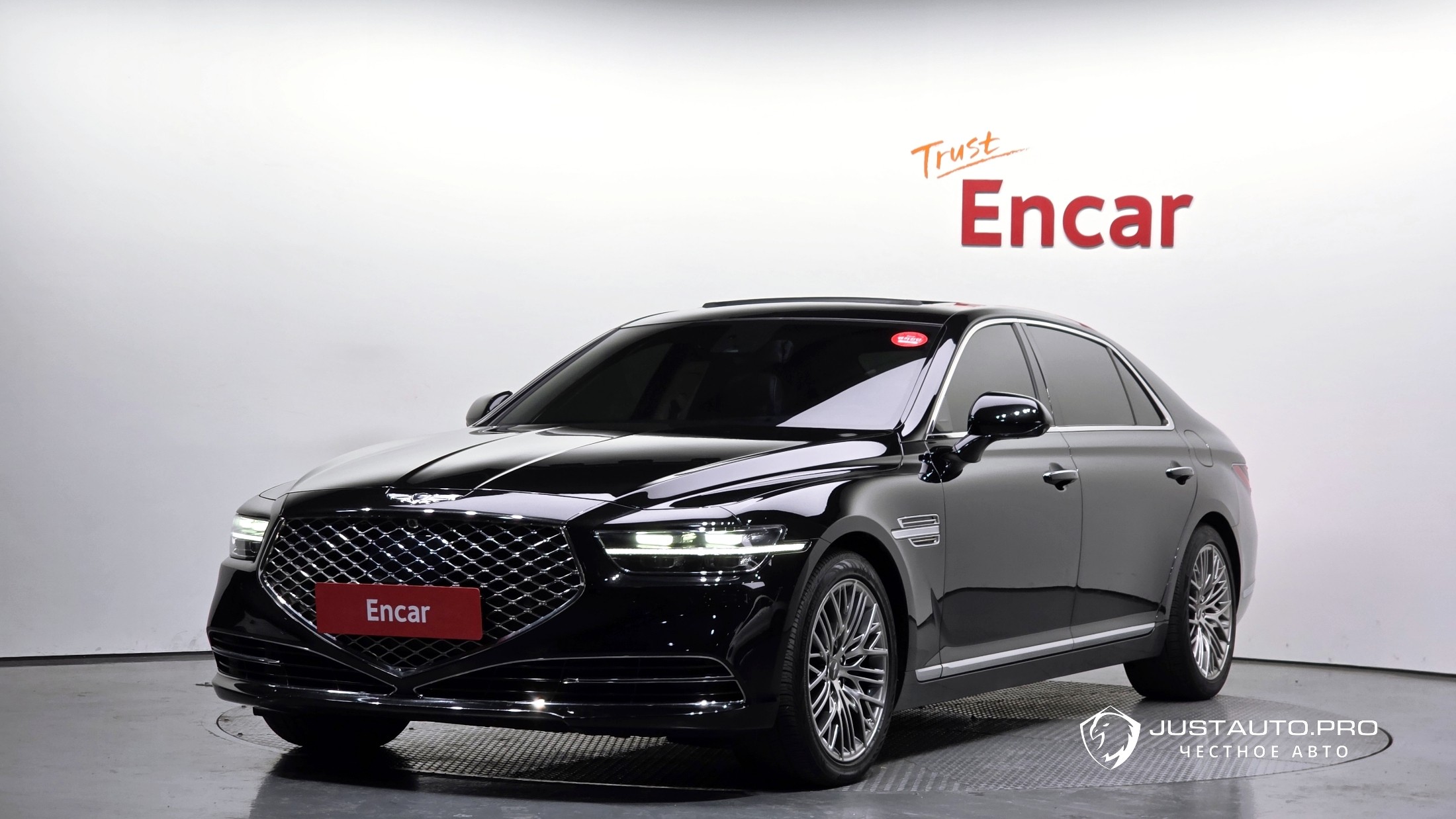 Автомобиль Genesis G90