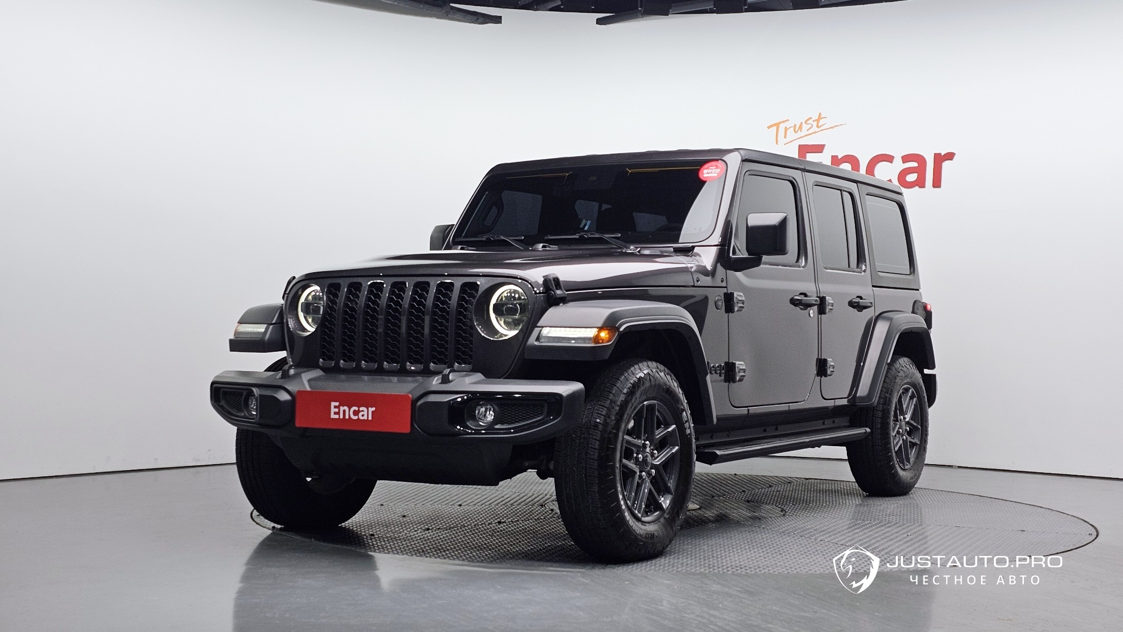 Автомобиль Jeep Wrangler