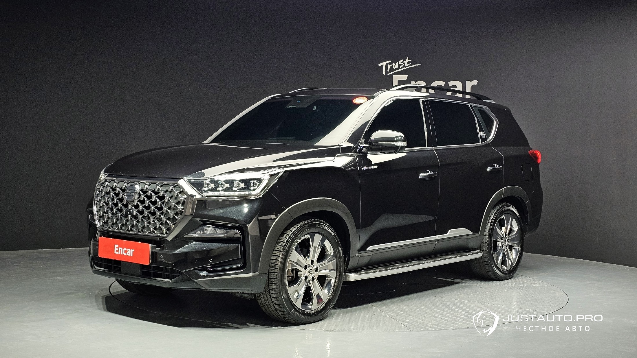 Автомобиль KG_Mobility_Ssangyong Rexton