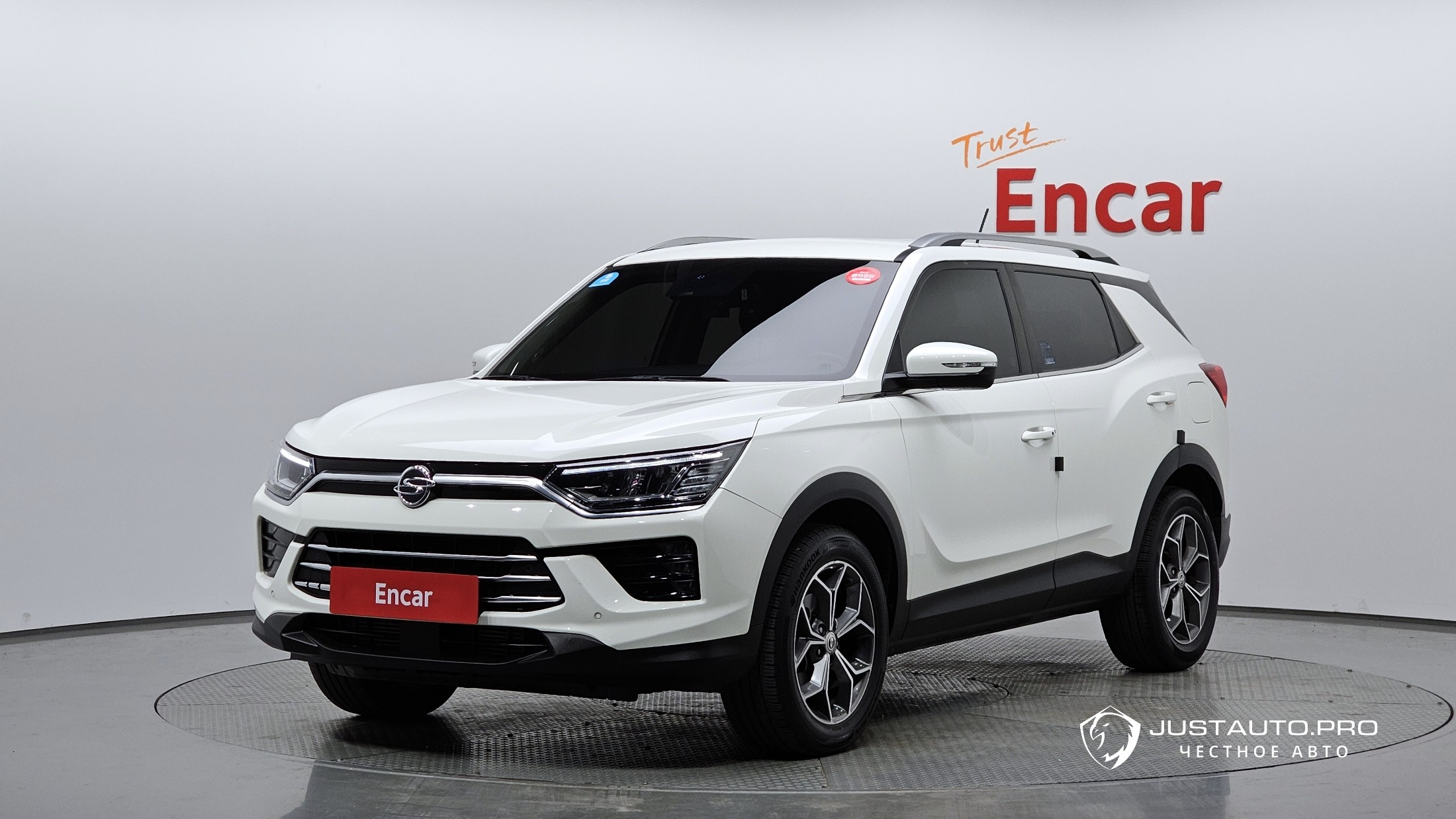 Автомобиль KG_Mobility_Ssangyong KORANDO