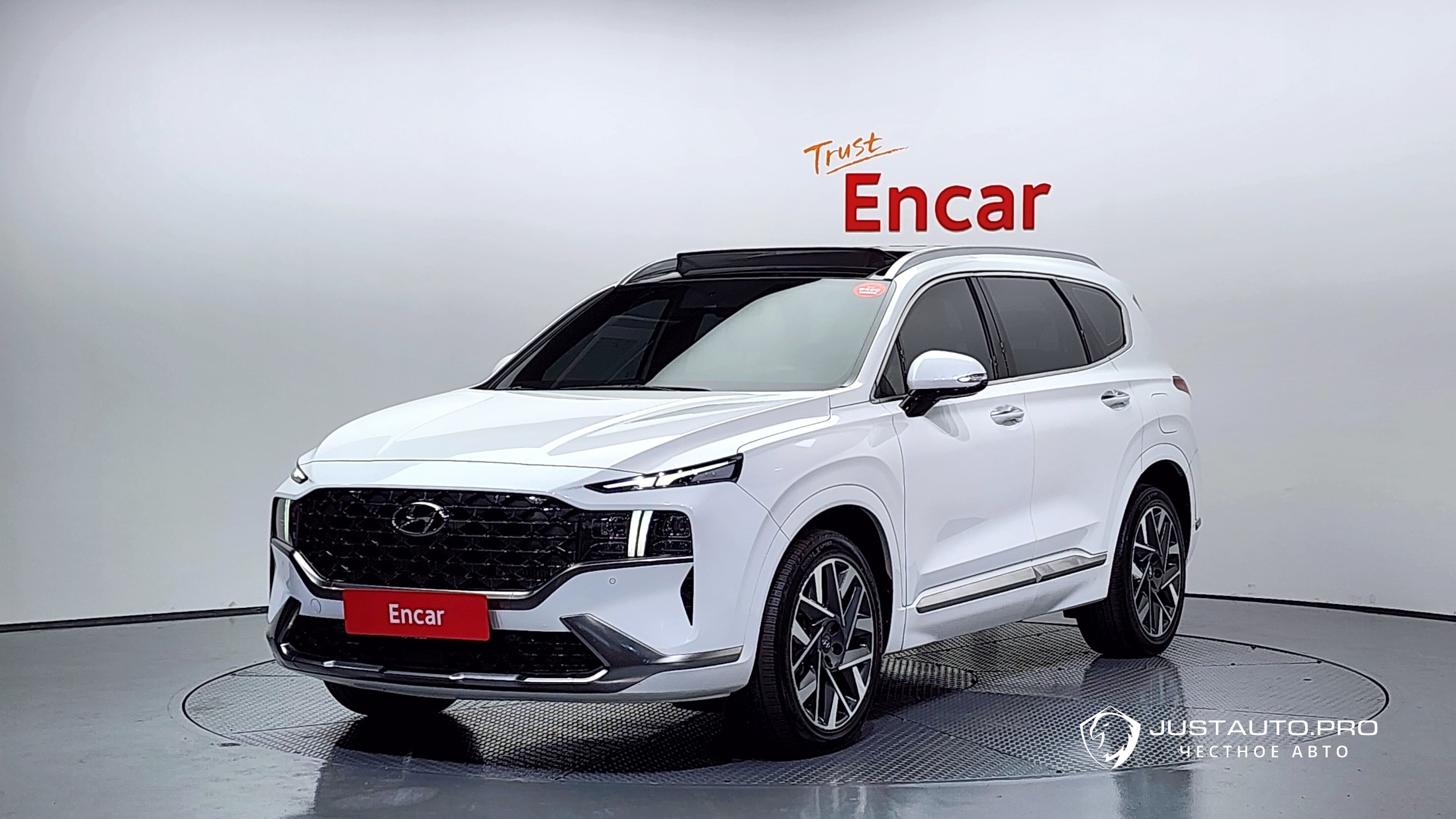 Автомобиль Hyundai Santafe