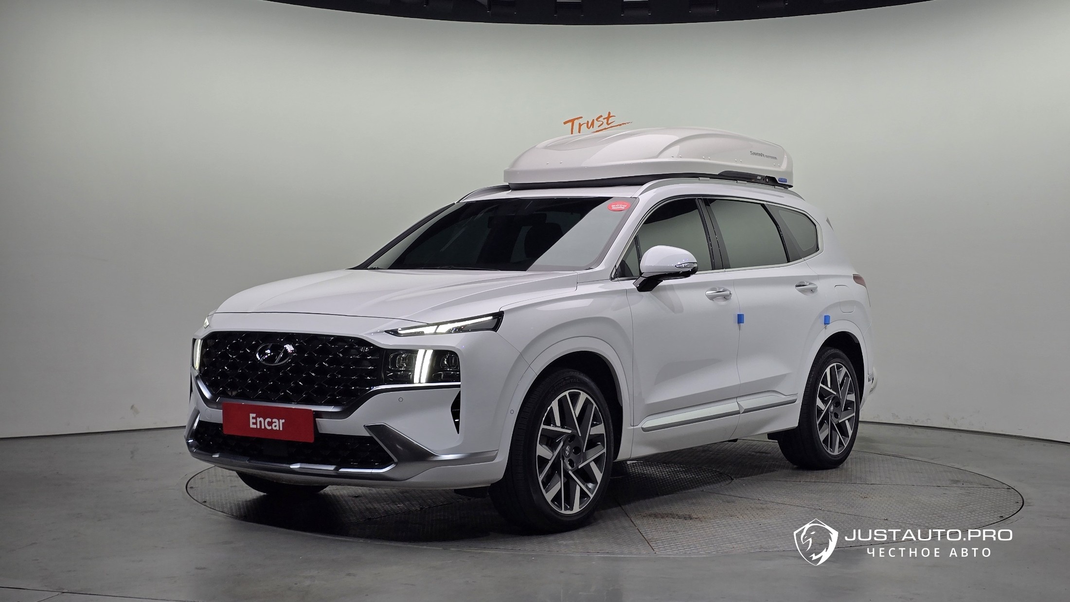 Автомобиль Hyundai Santafe