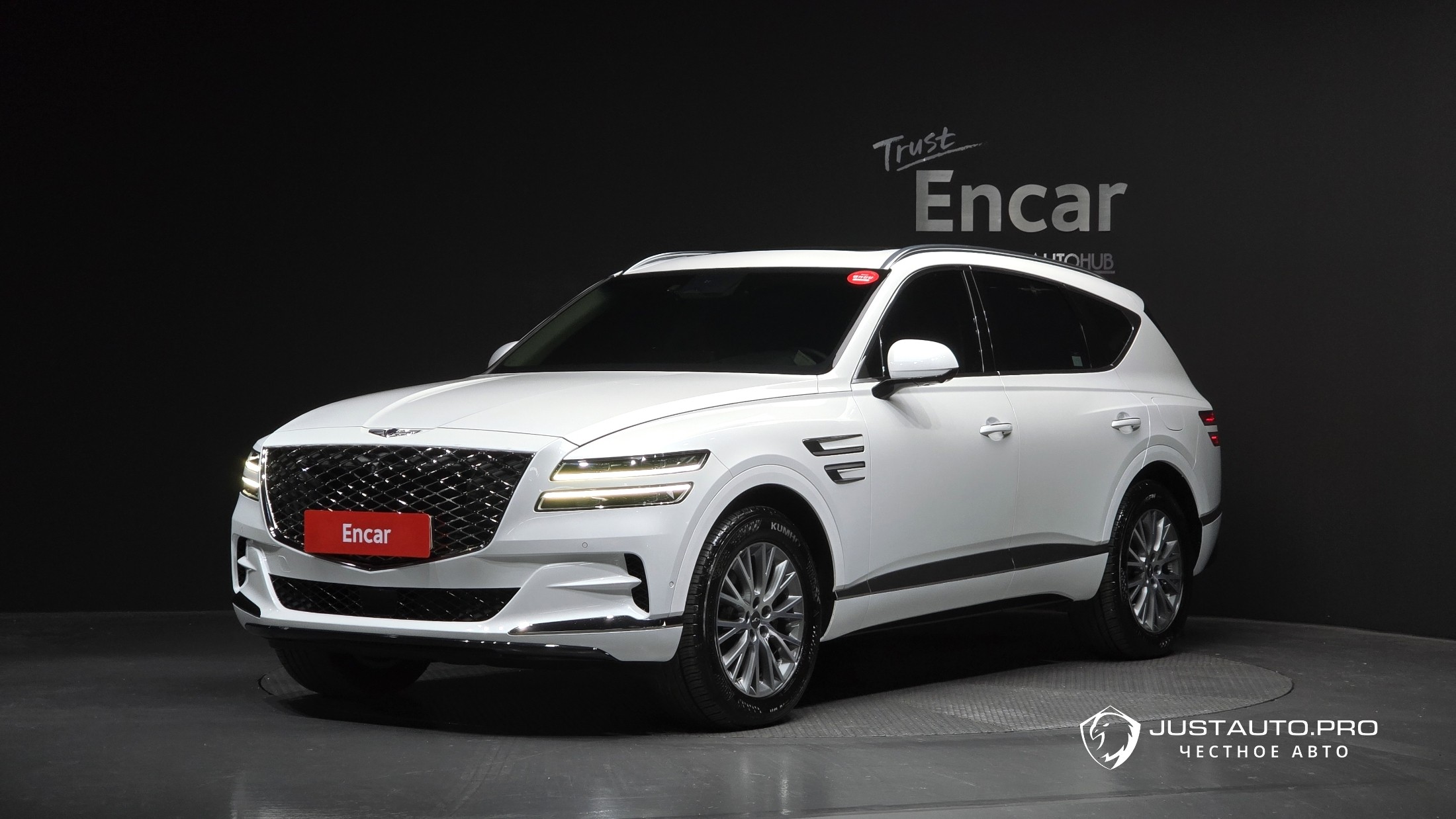 Автомобиль Genesis GV80