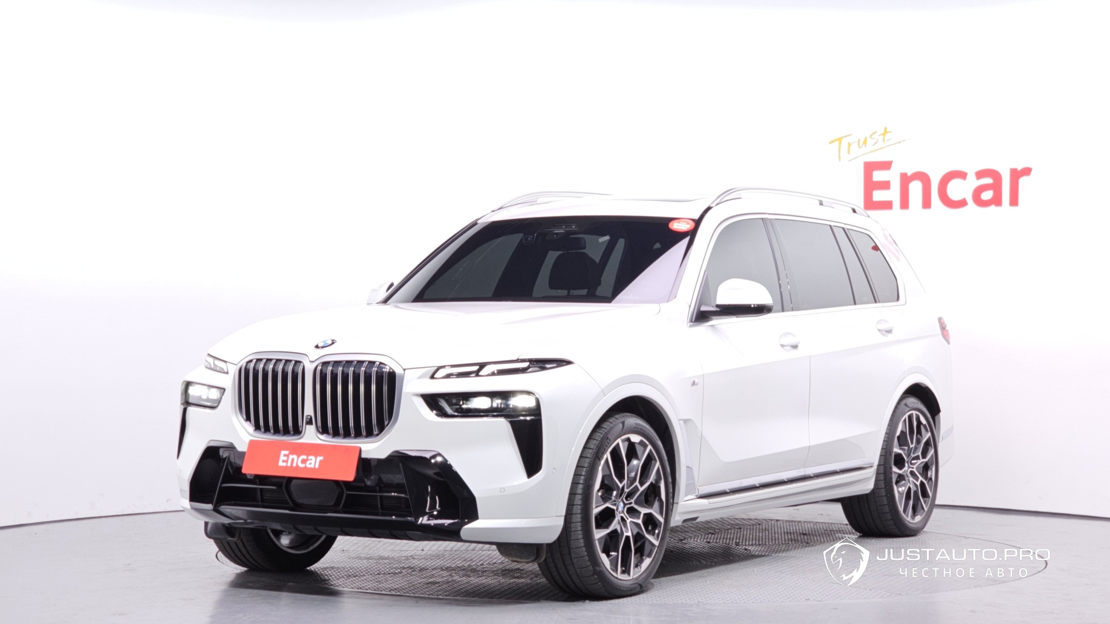 Автомобиль BMW X7