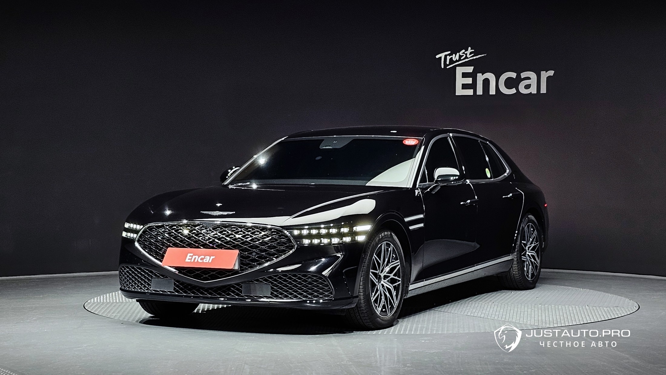 Автомобиль Genesis G90