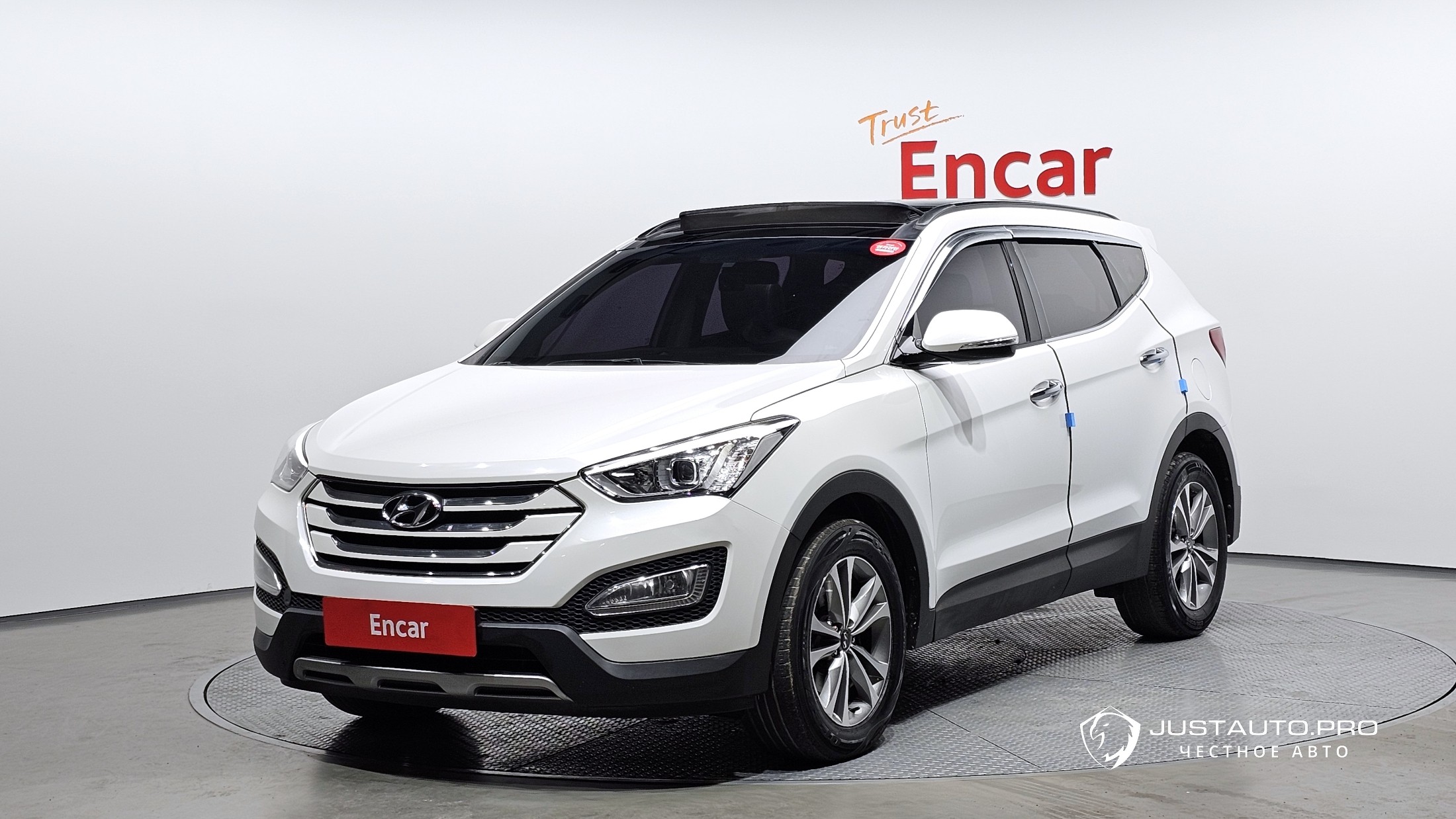 Автомобиль Hyundai Santafe