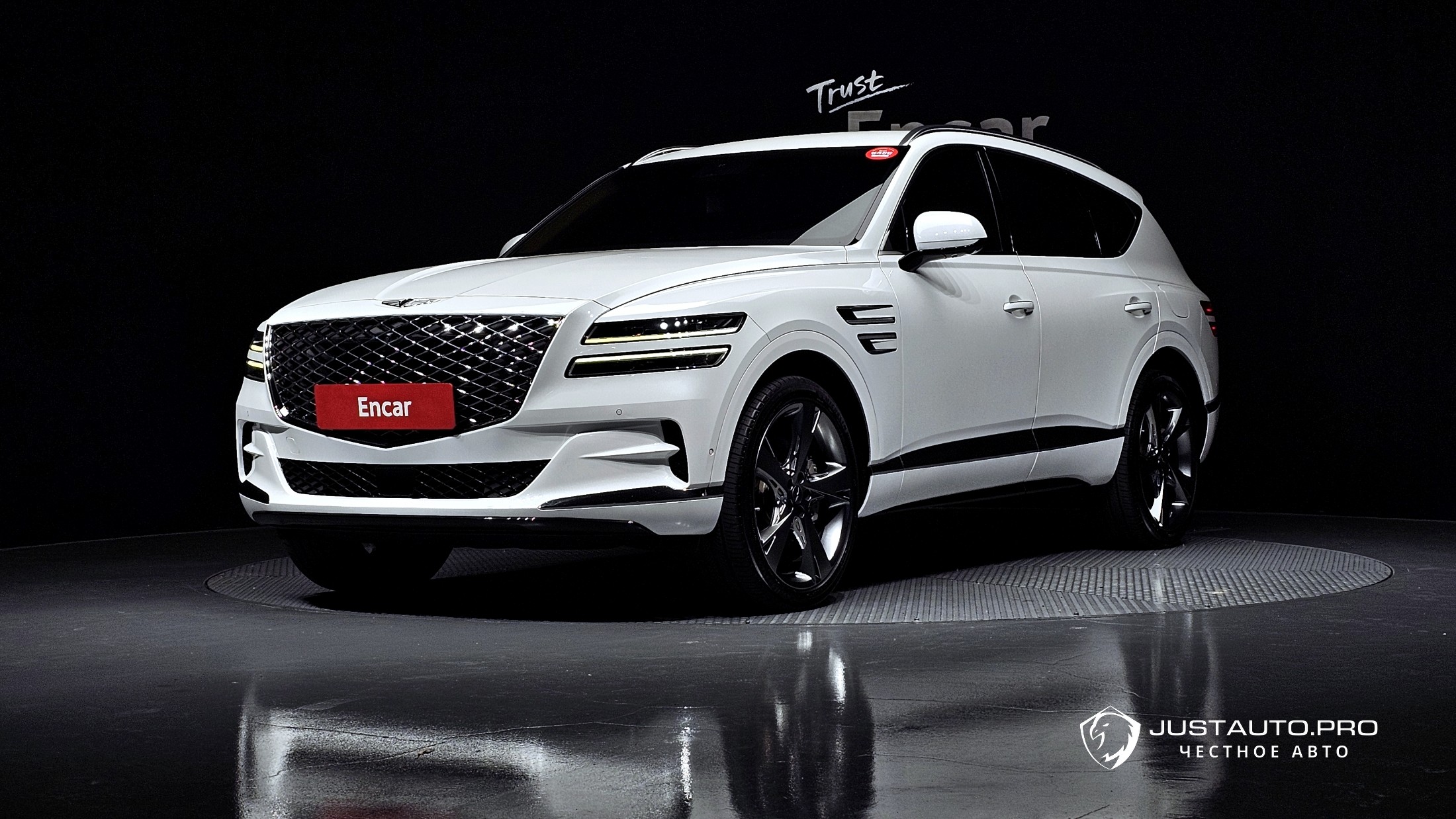 Автомобиль Genesis GV80