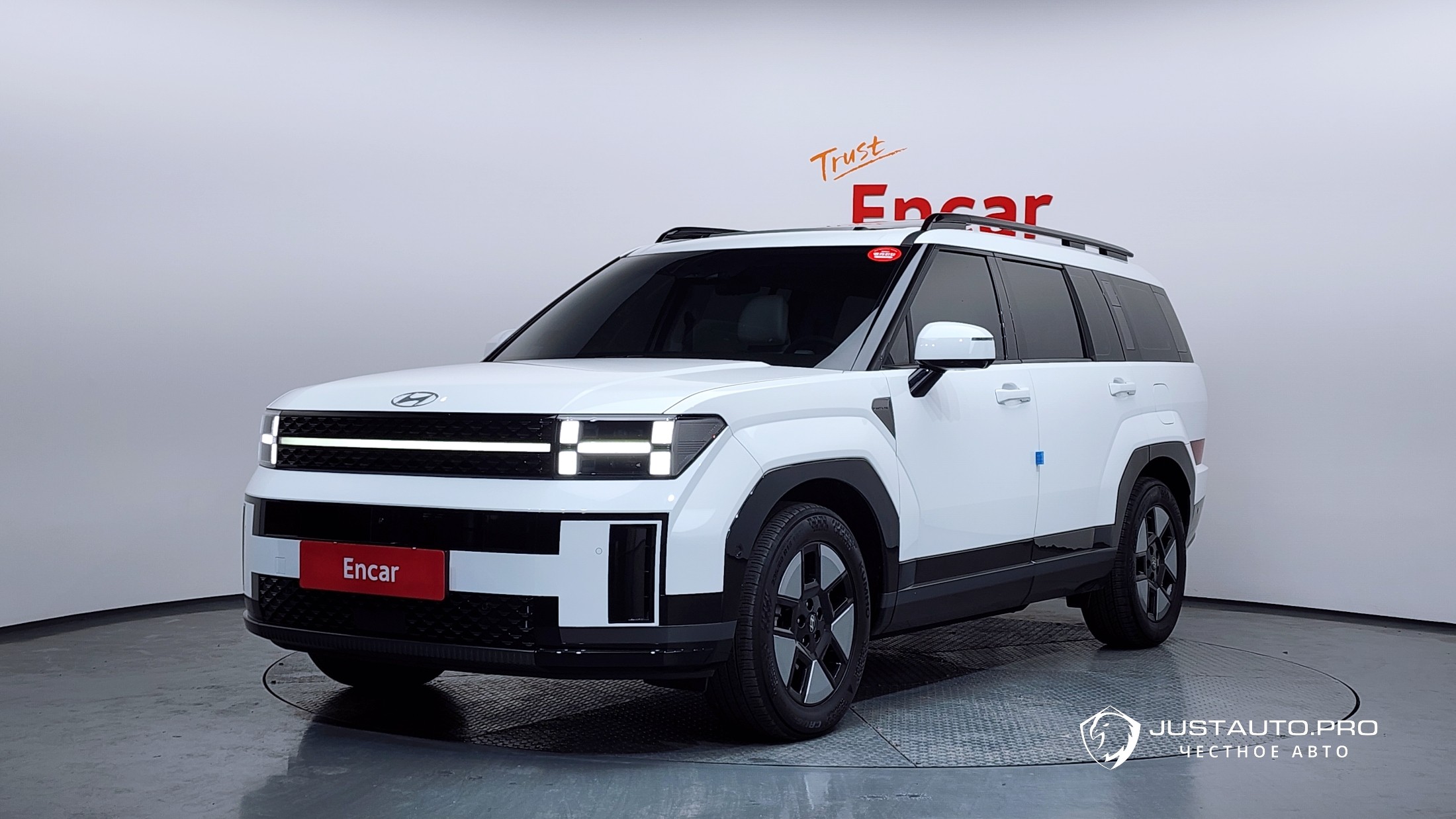 Автомобиль Hyundai Santafe