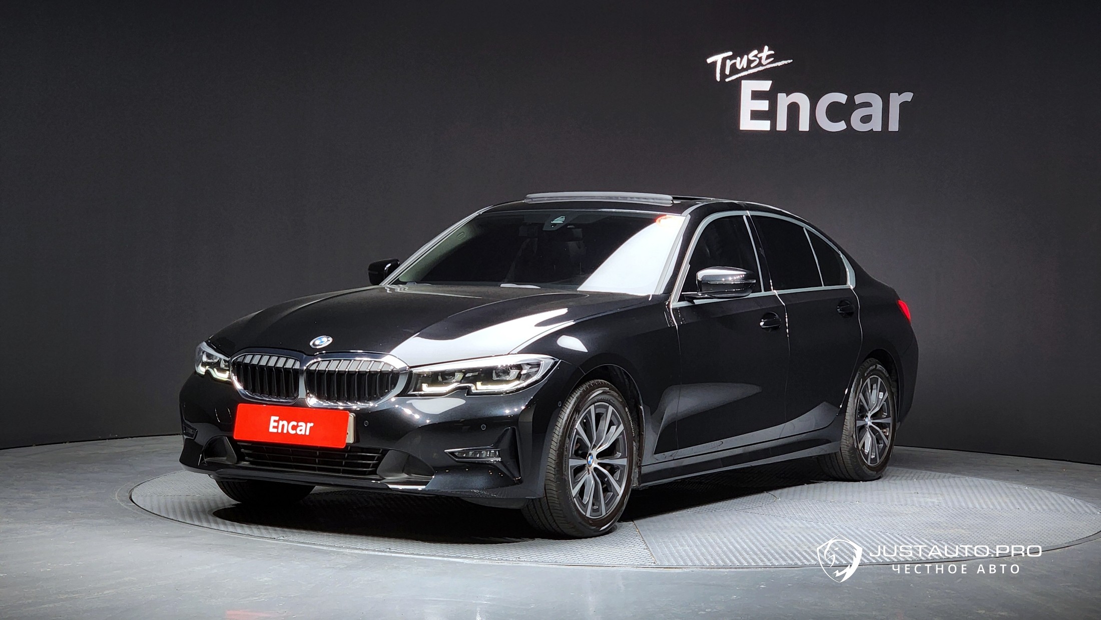 Автомобиль BMW 3-Series