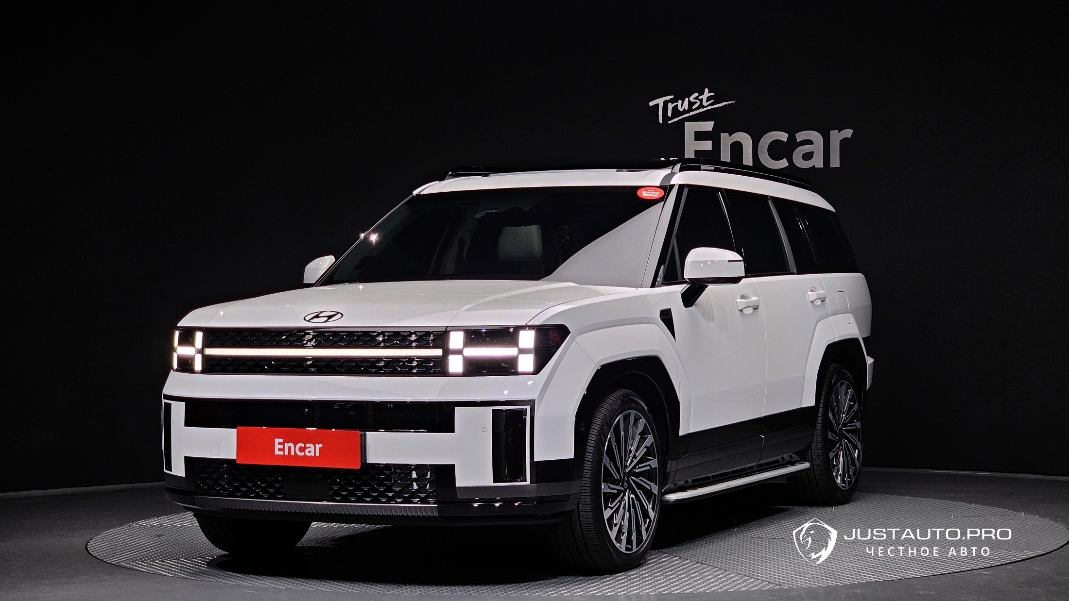 Автомобиль Hyundai Santafe