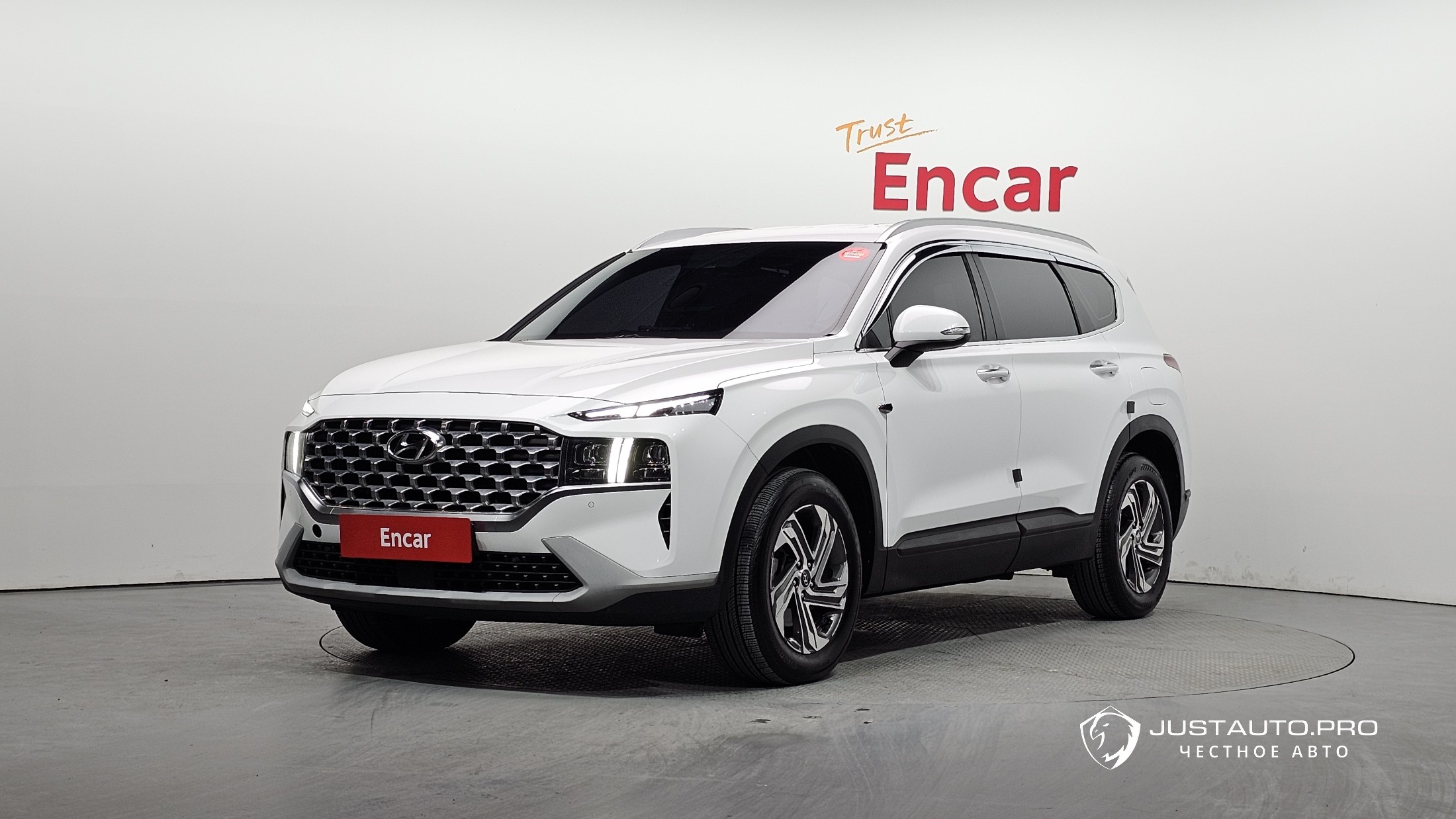 Автомобиль Hyundai Santafe