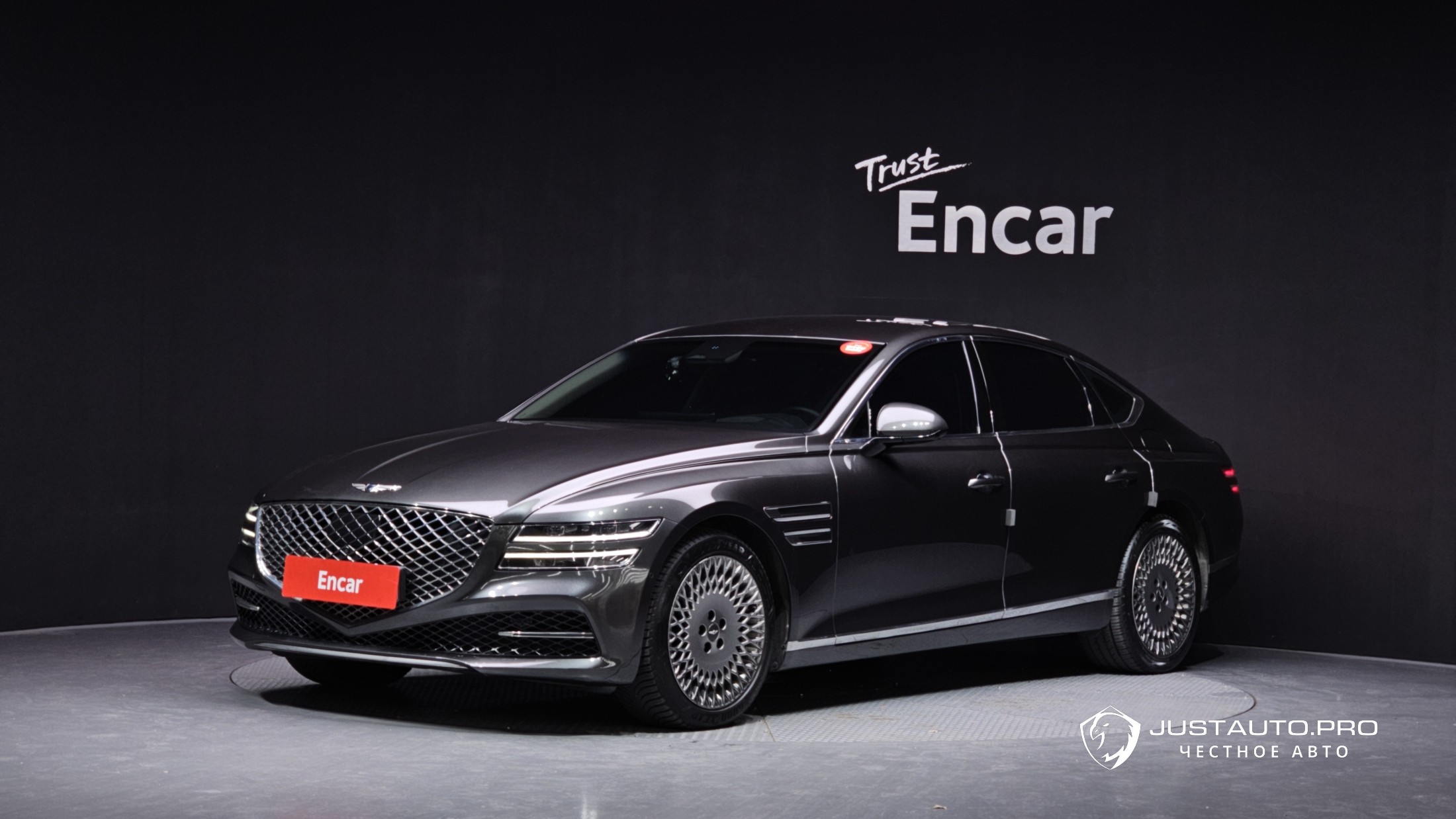 Автомобиль Genesis G80