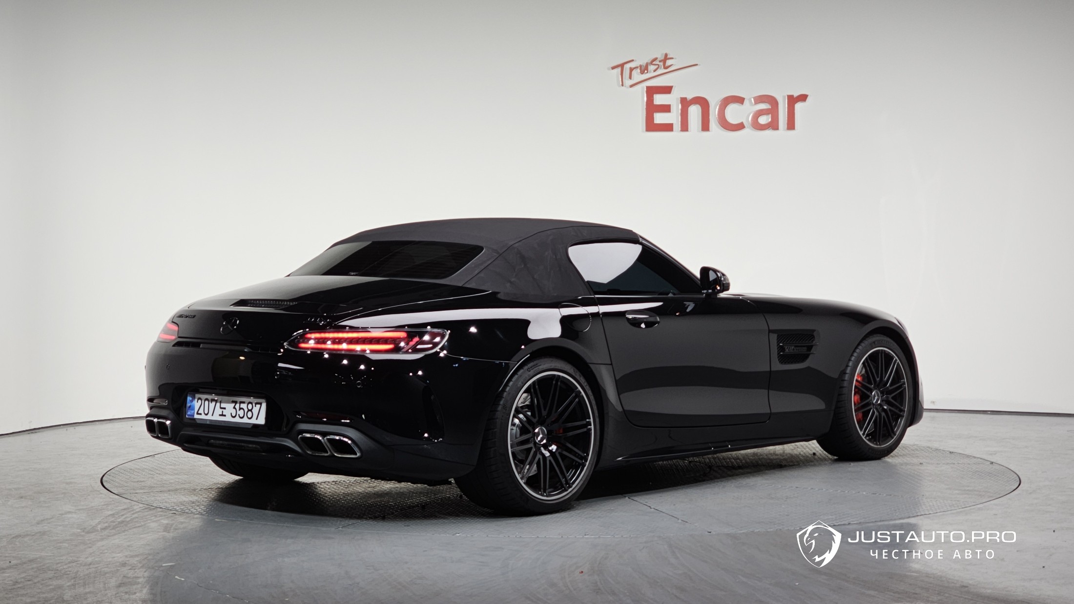 Автомобиль Mercedes-Benz AMG GT