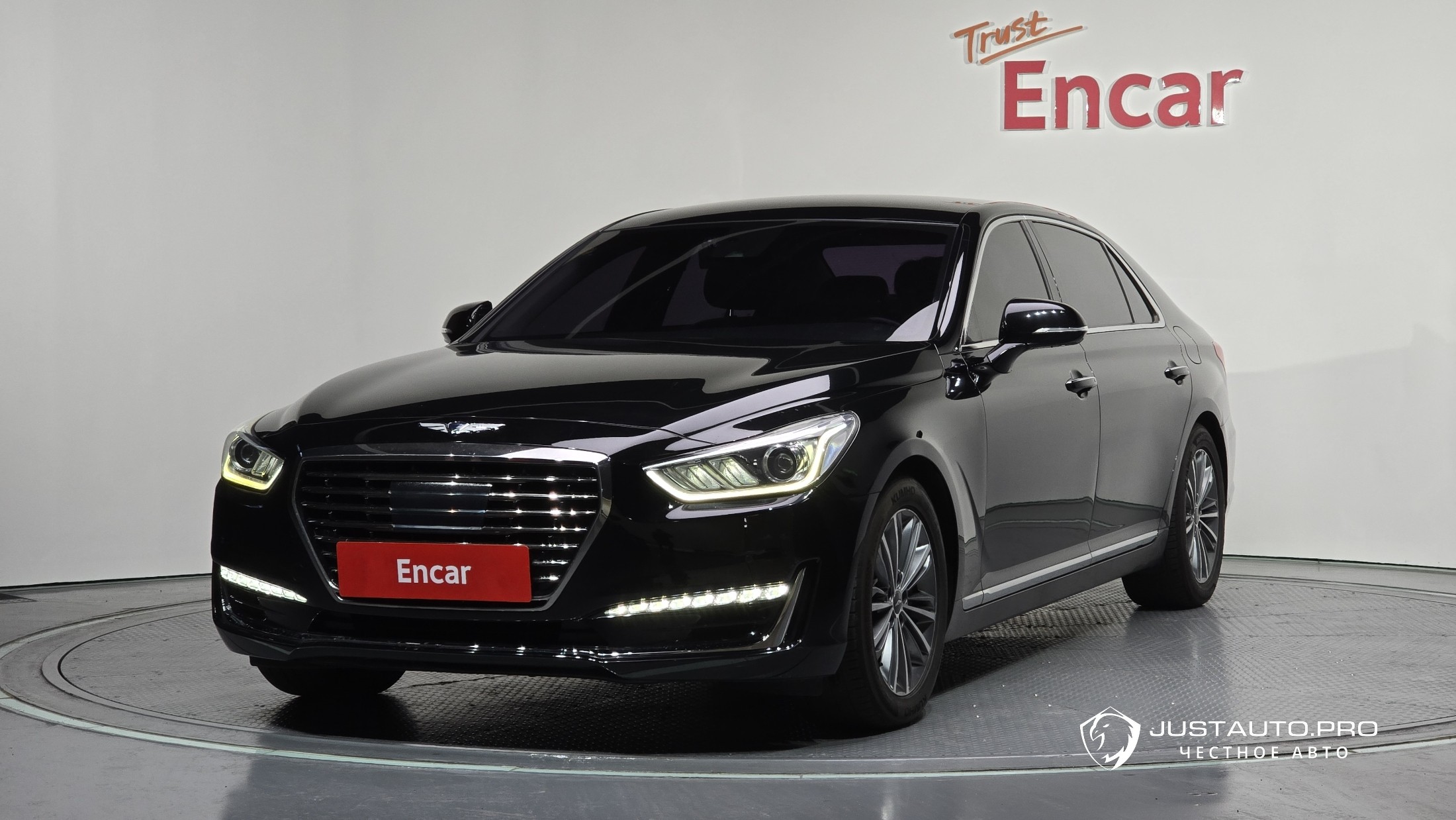 Автомобиль Genesis EQ900