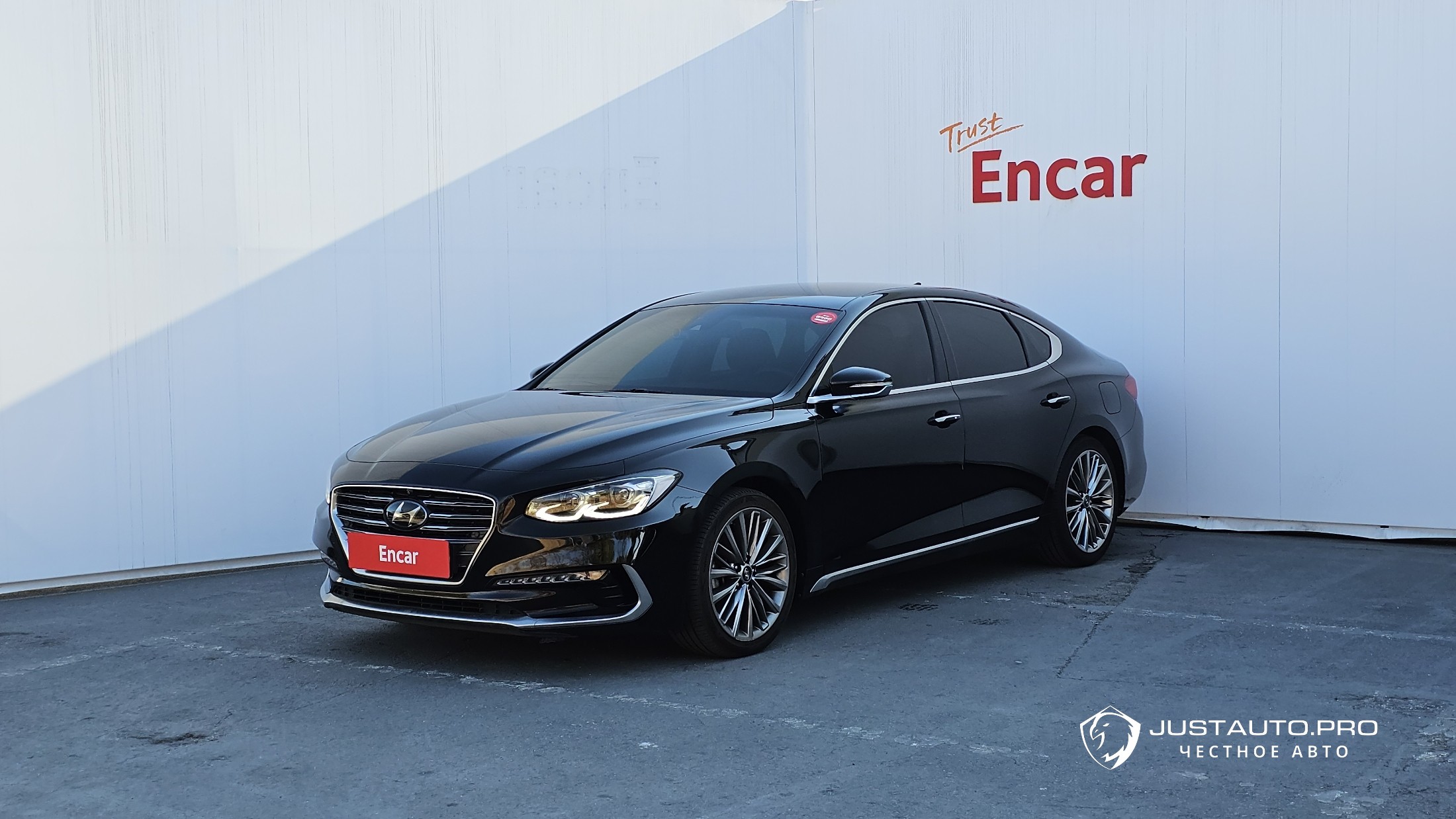 Автомобиль Hyundai Grandeur