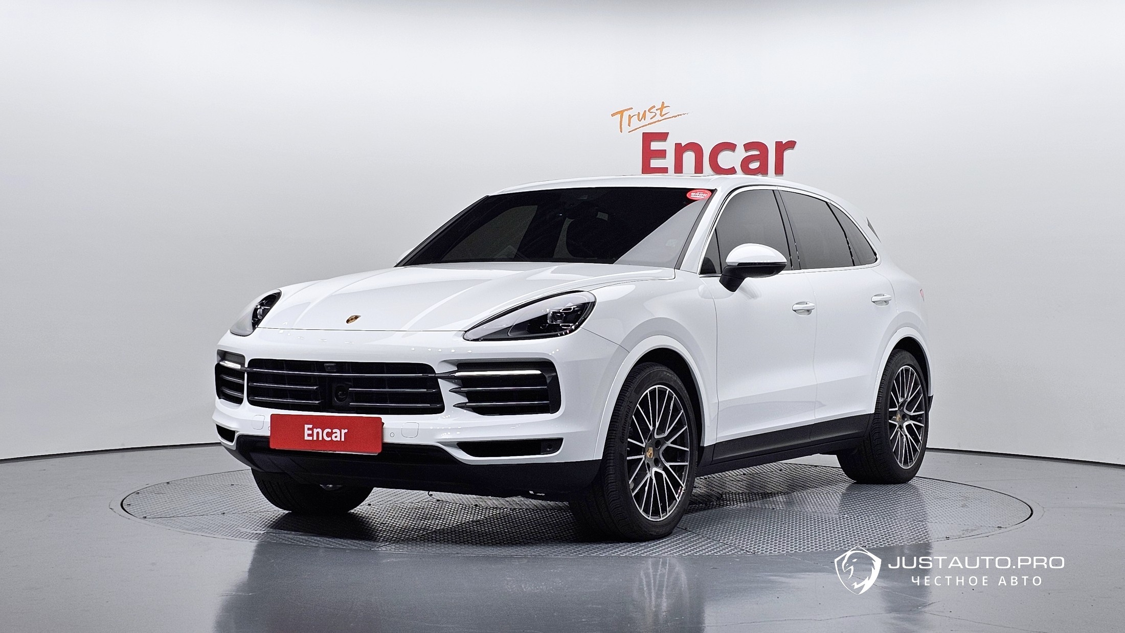 Автомобиль Porsche Cayenne