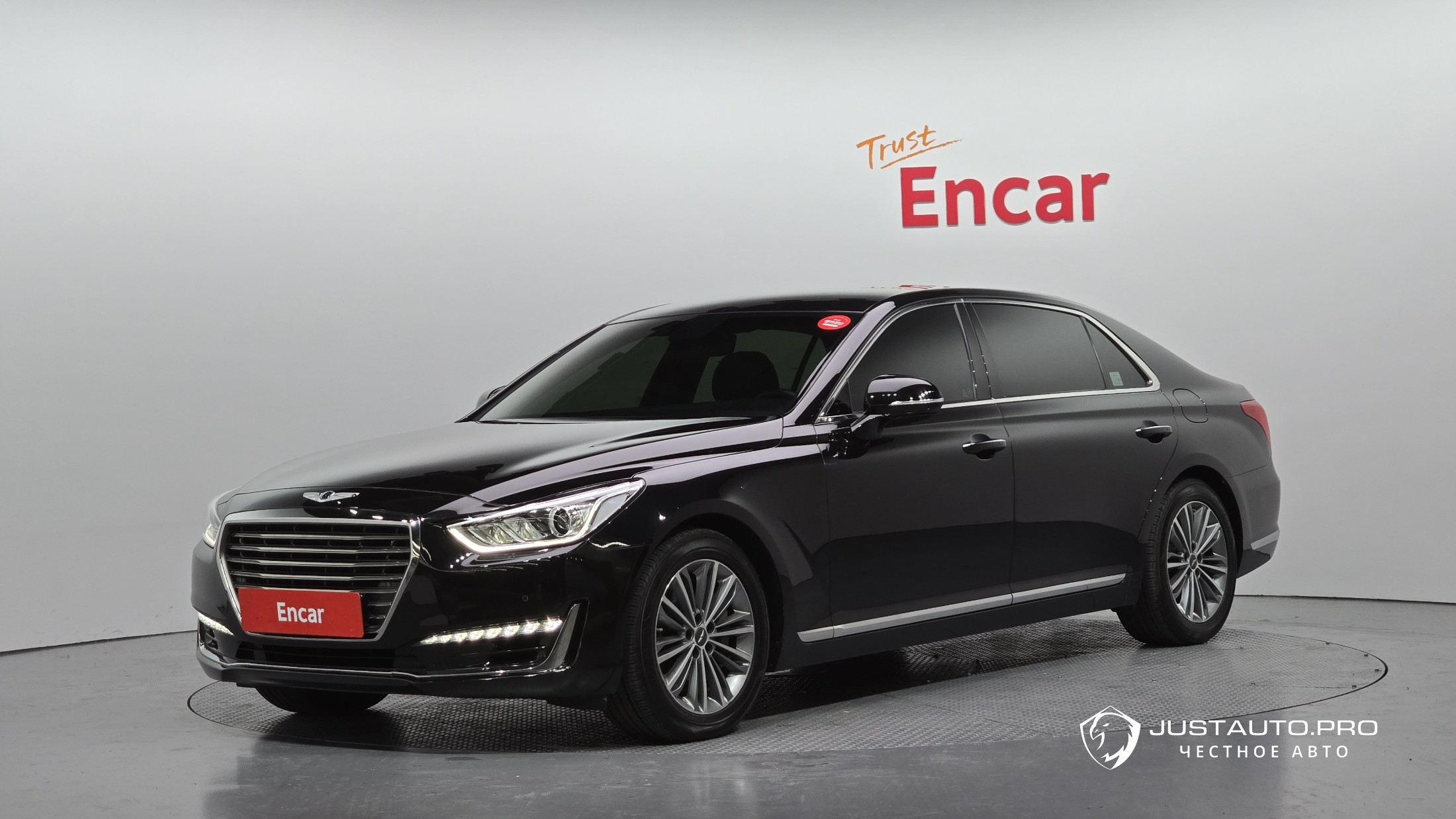 Автомобиль Genesis EQ900