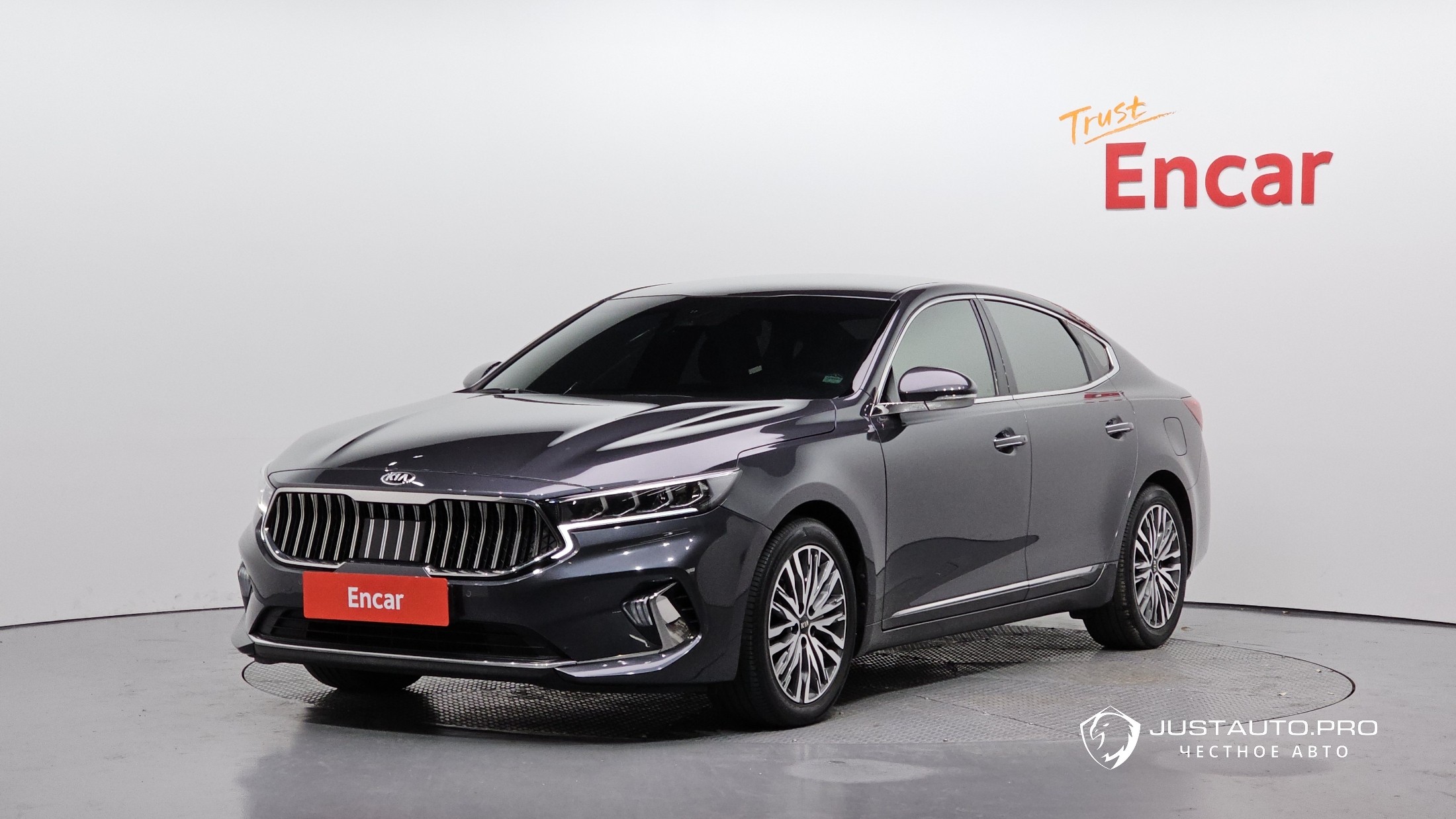 Автомобиль Kia K7