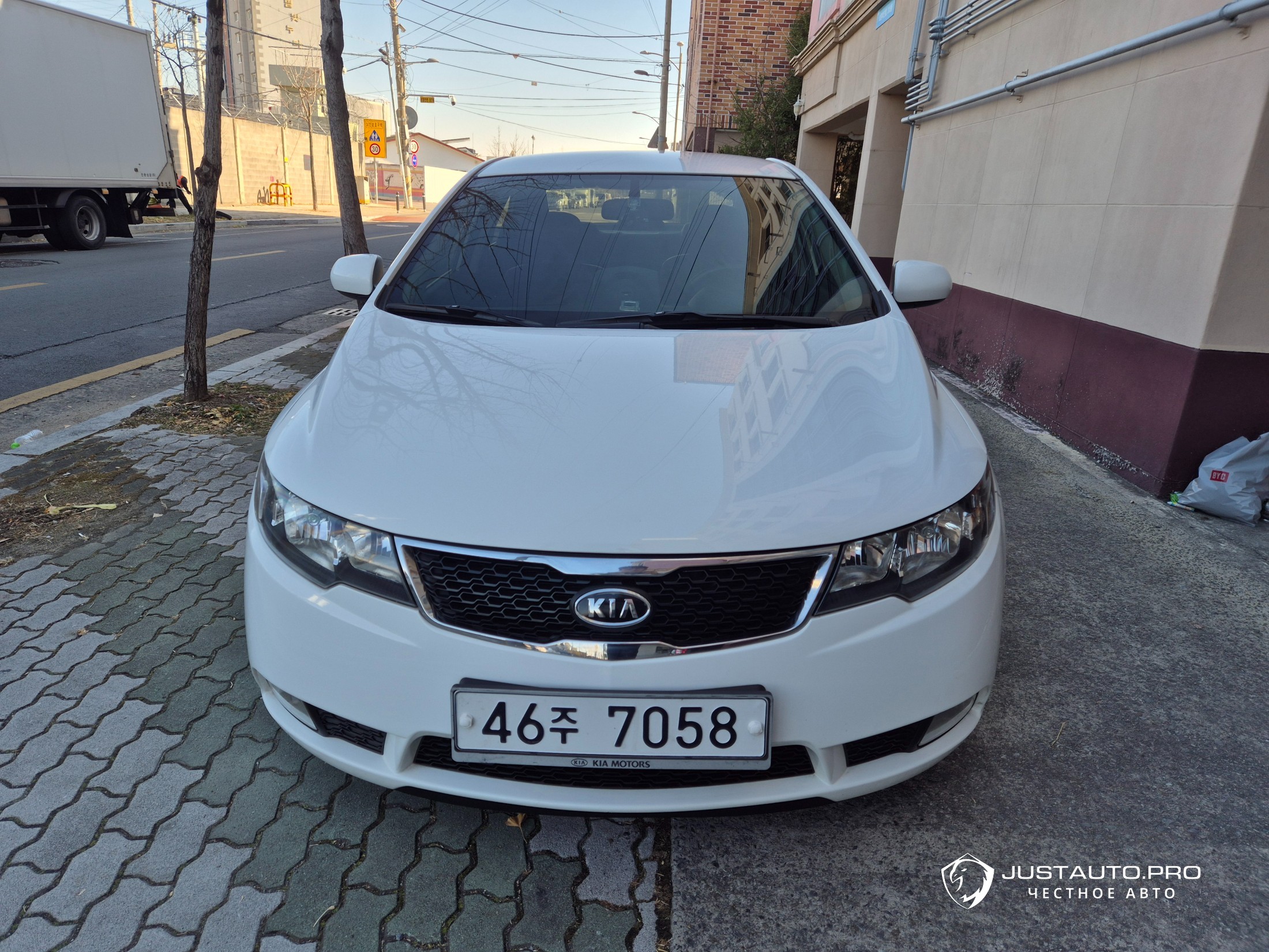 Автомобиль Kia Porte