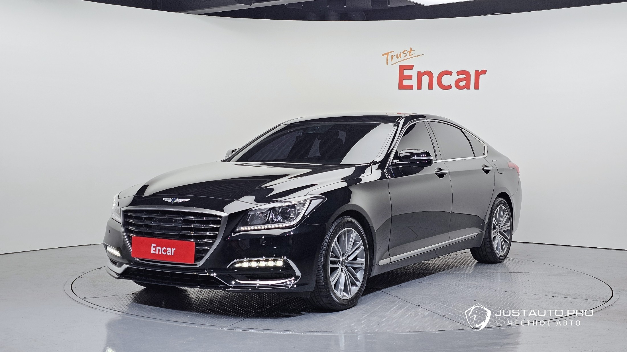 Автомобиль Genesis G80