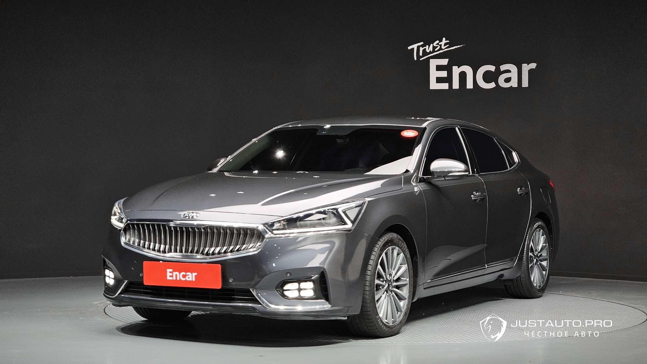 Автомобиль Kia K7