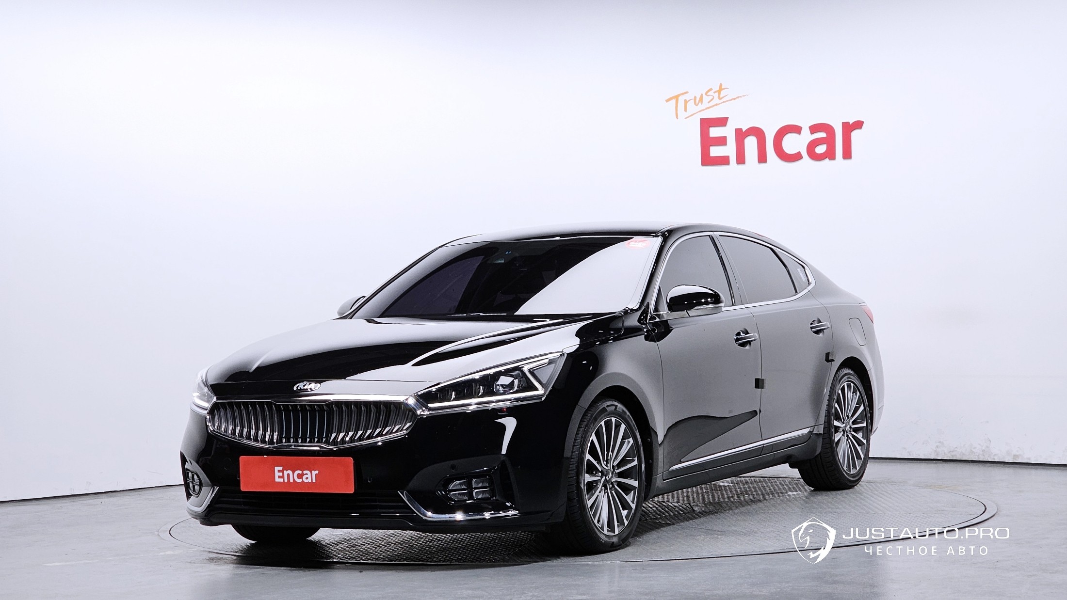 Автомобиль Kia K7