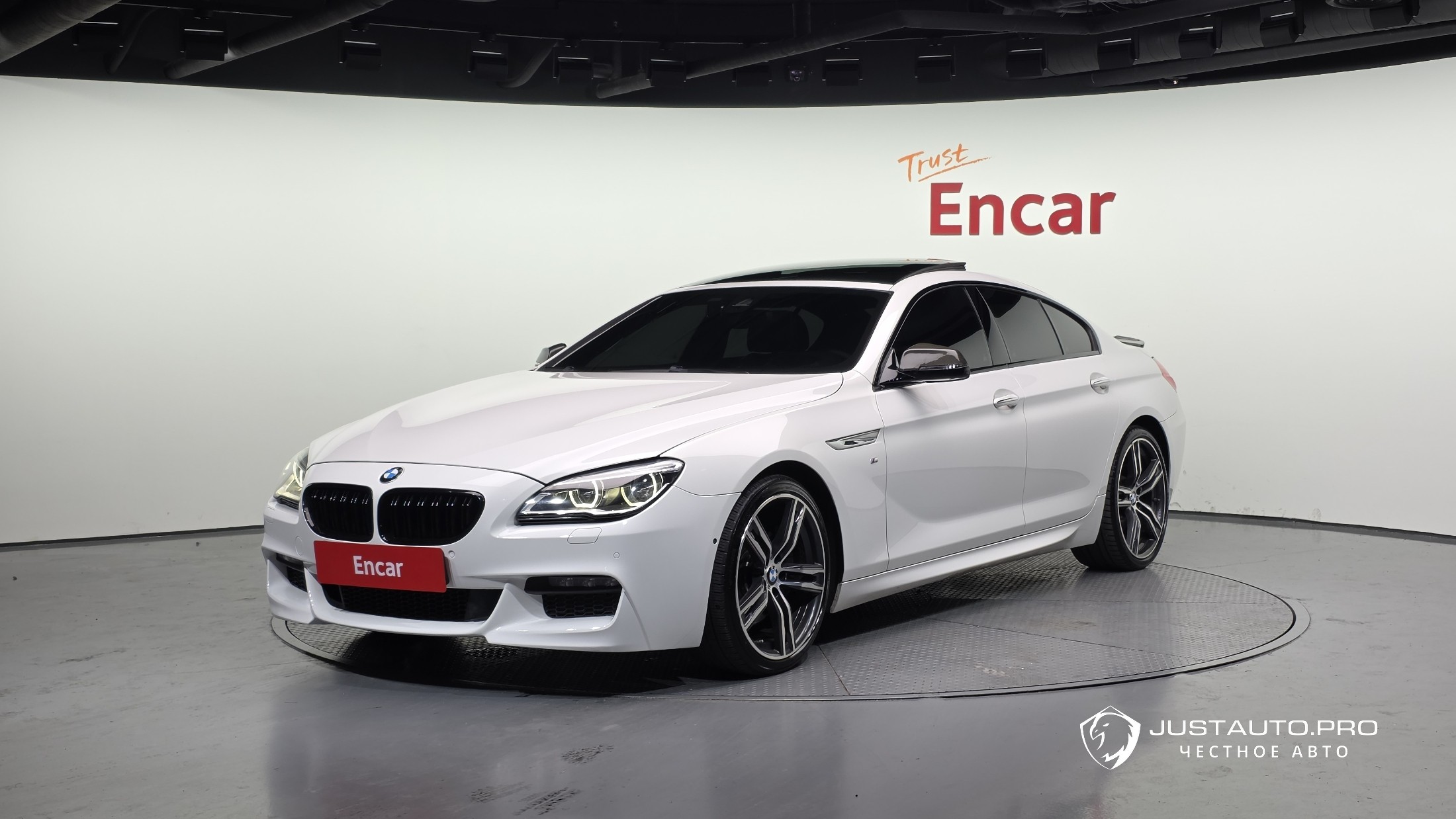 Автомобиль BMW 6-Series