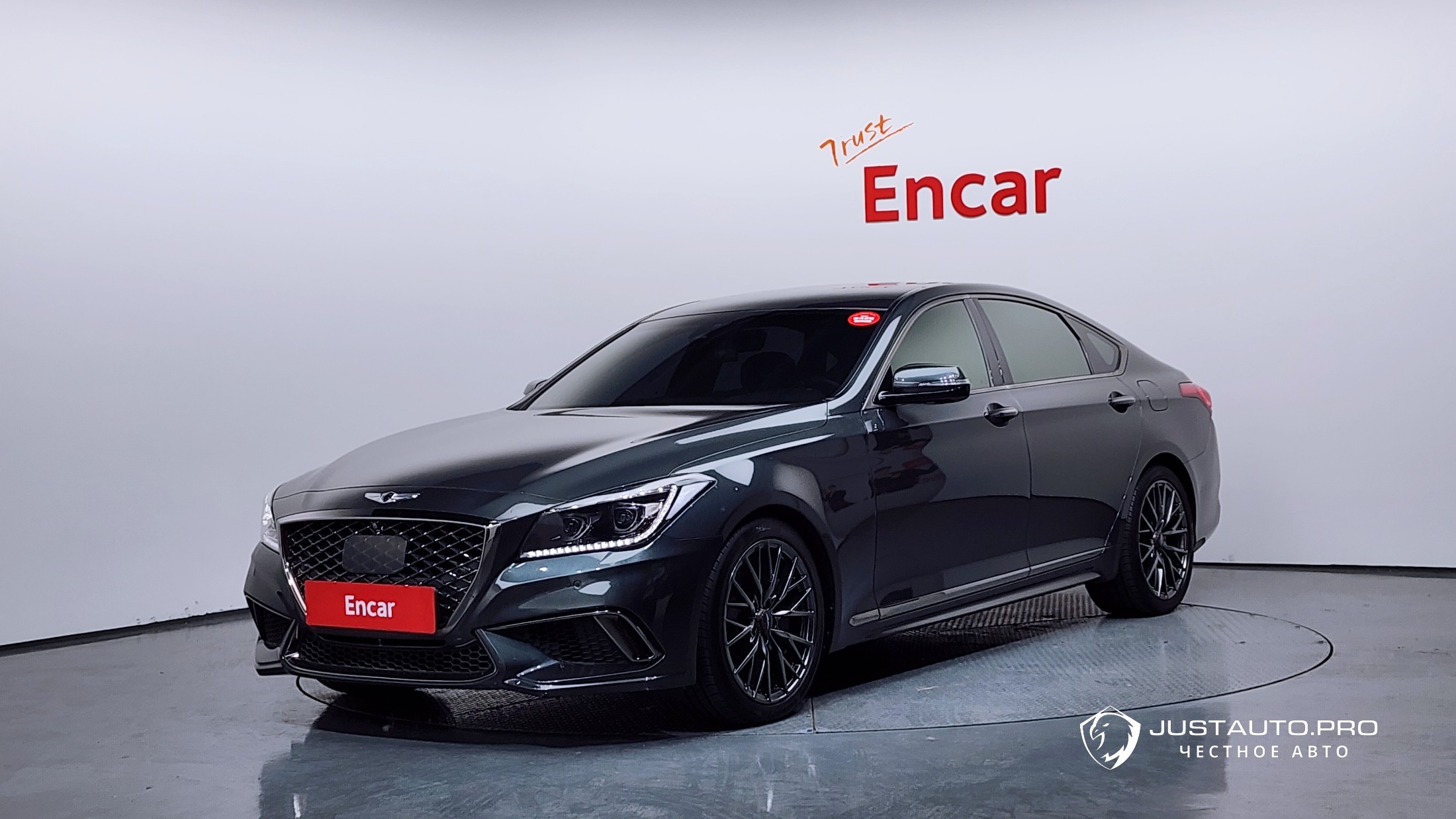 Автомобиль Genesis G80