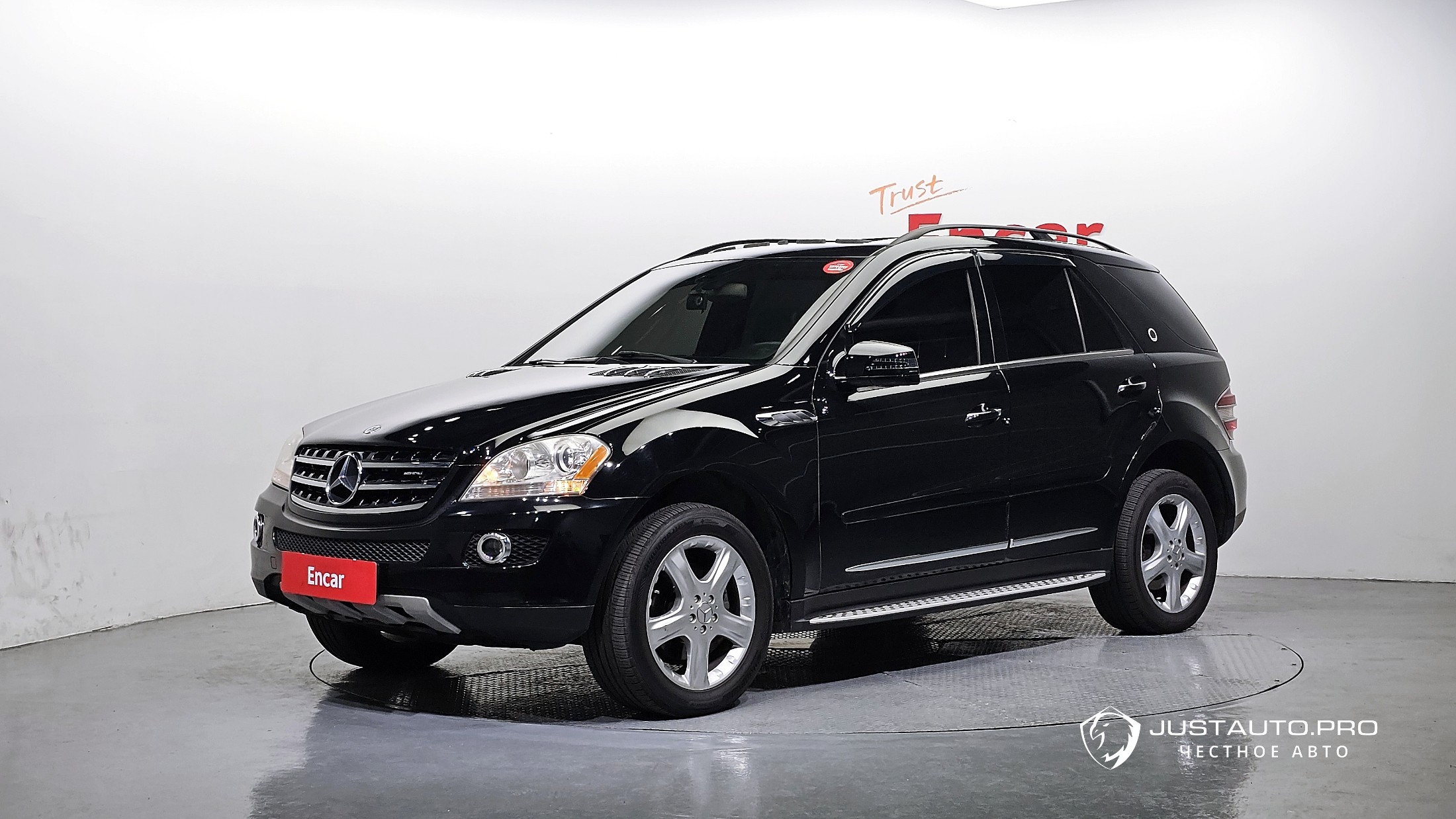 Автомобиль Mercedes-Benz M-class